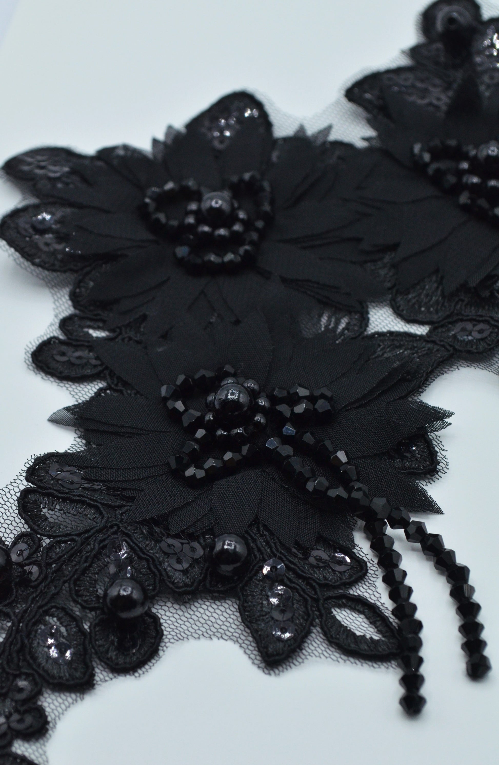 Aplicatie Broderie Cu Margele 30x14cm, Negru