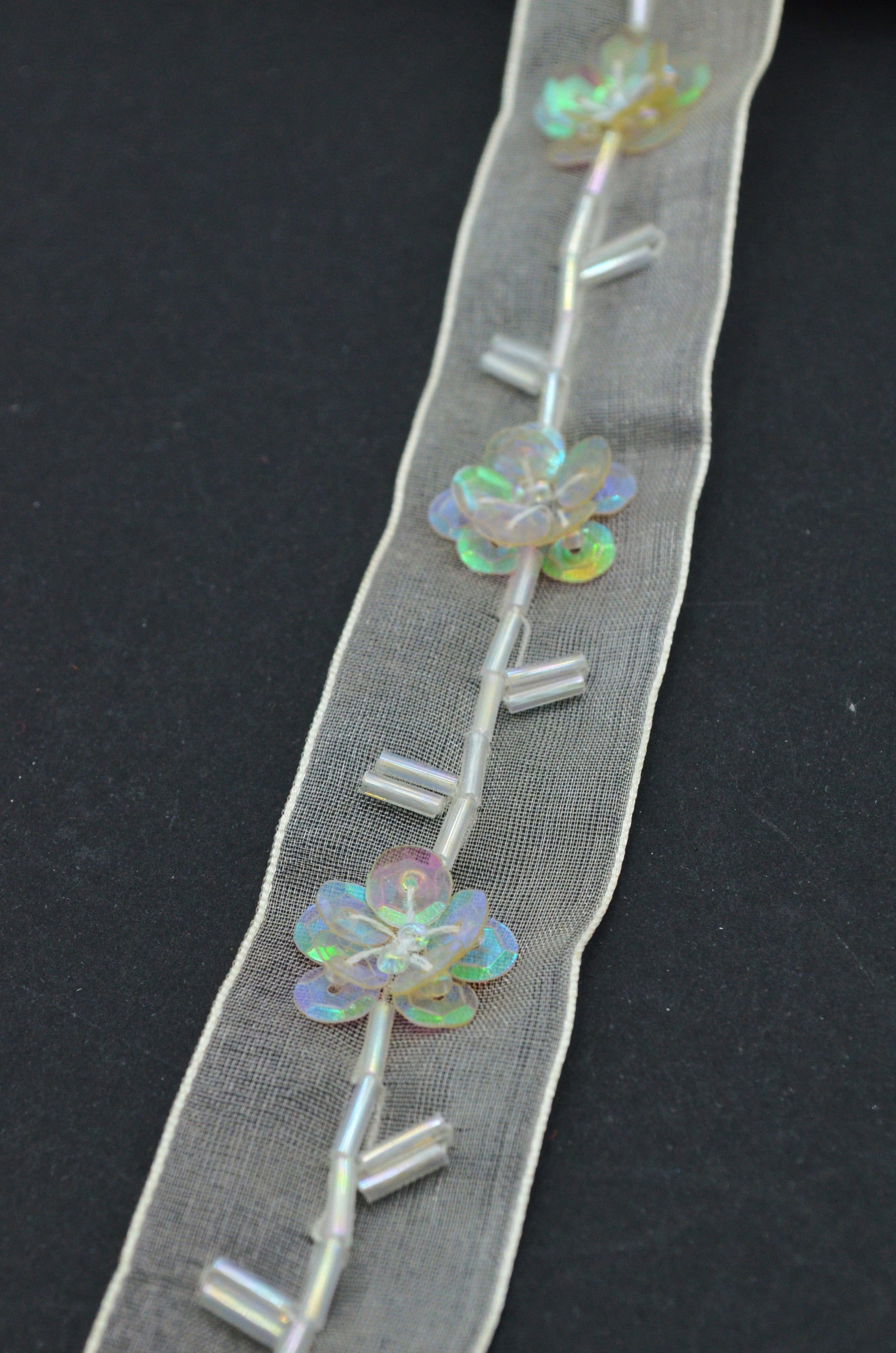 Pasmanterie Organza cu Paiete, 28mm, Bej