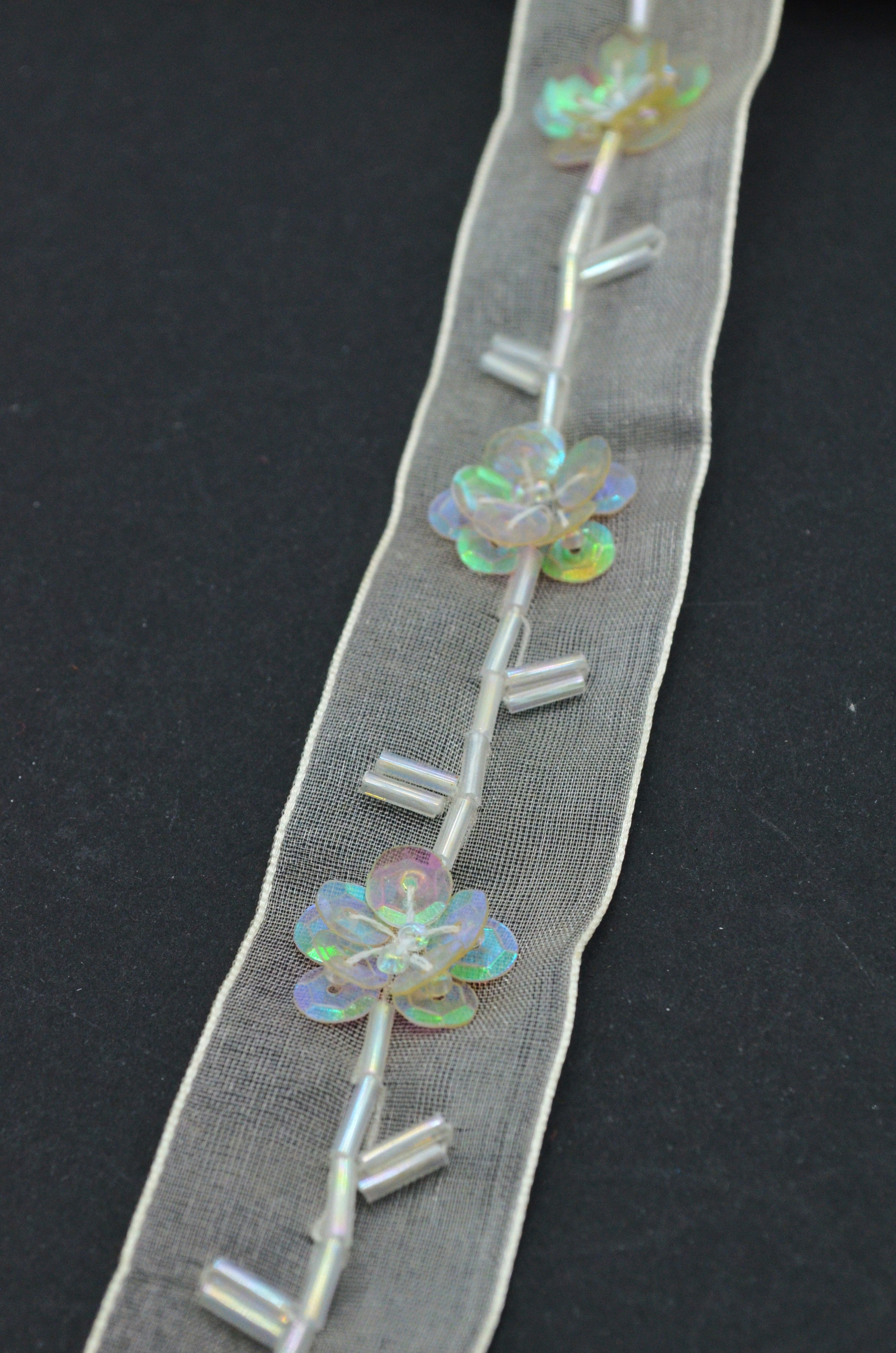 Pasmanterie Organza cu Paiete, 28mm, Bej