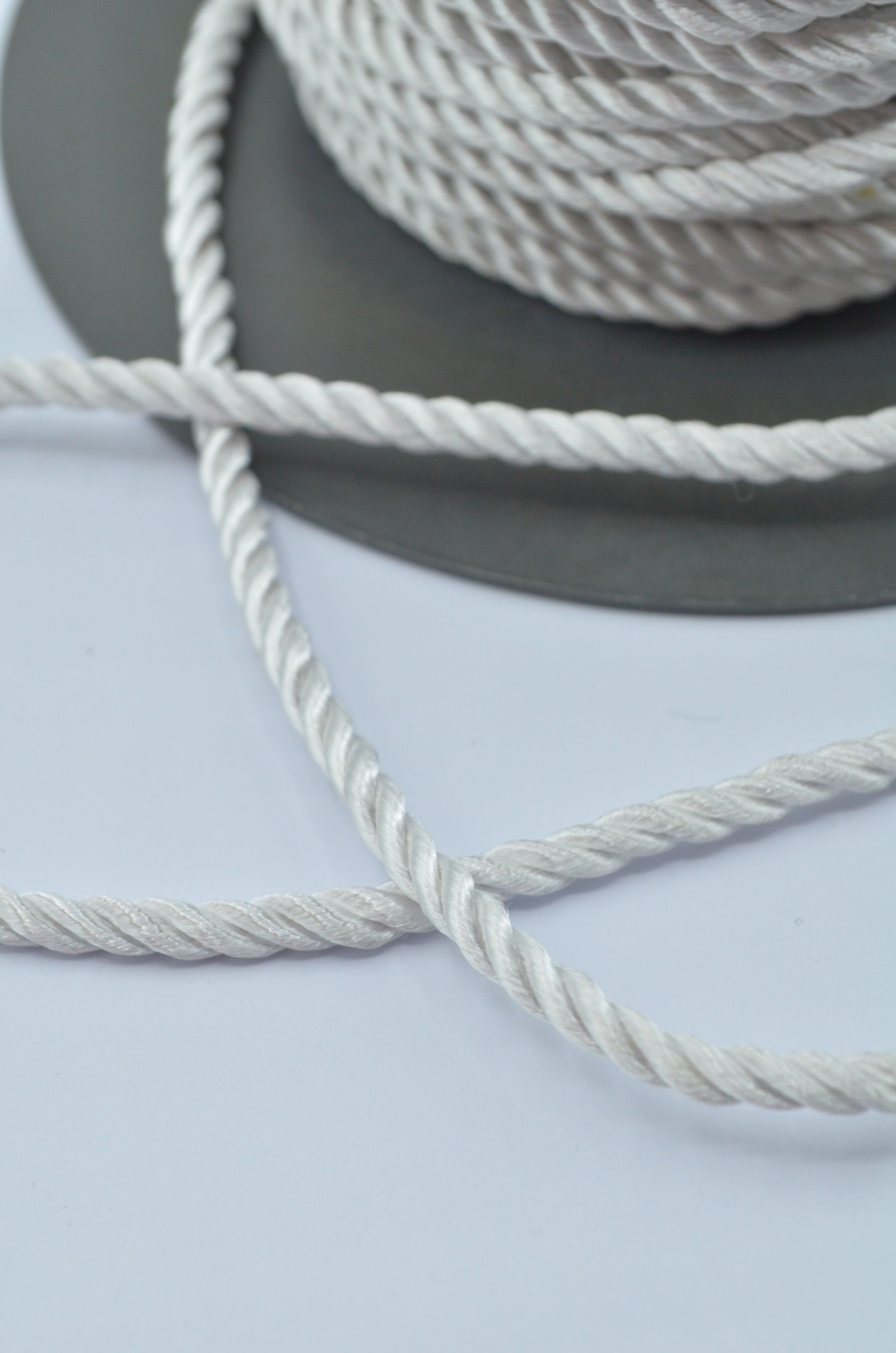 Snur Rasucit 4mm, Gri deschis