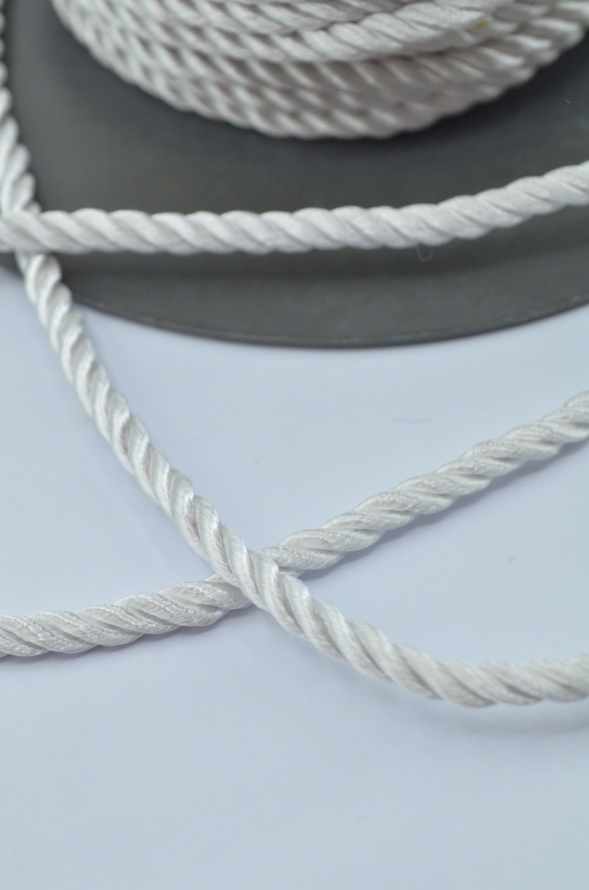 Snur Rasucit 4mm, Gri deschis