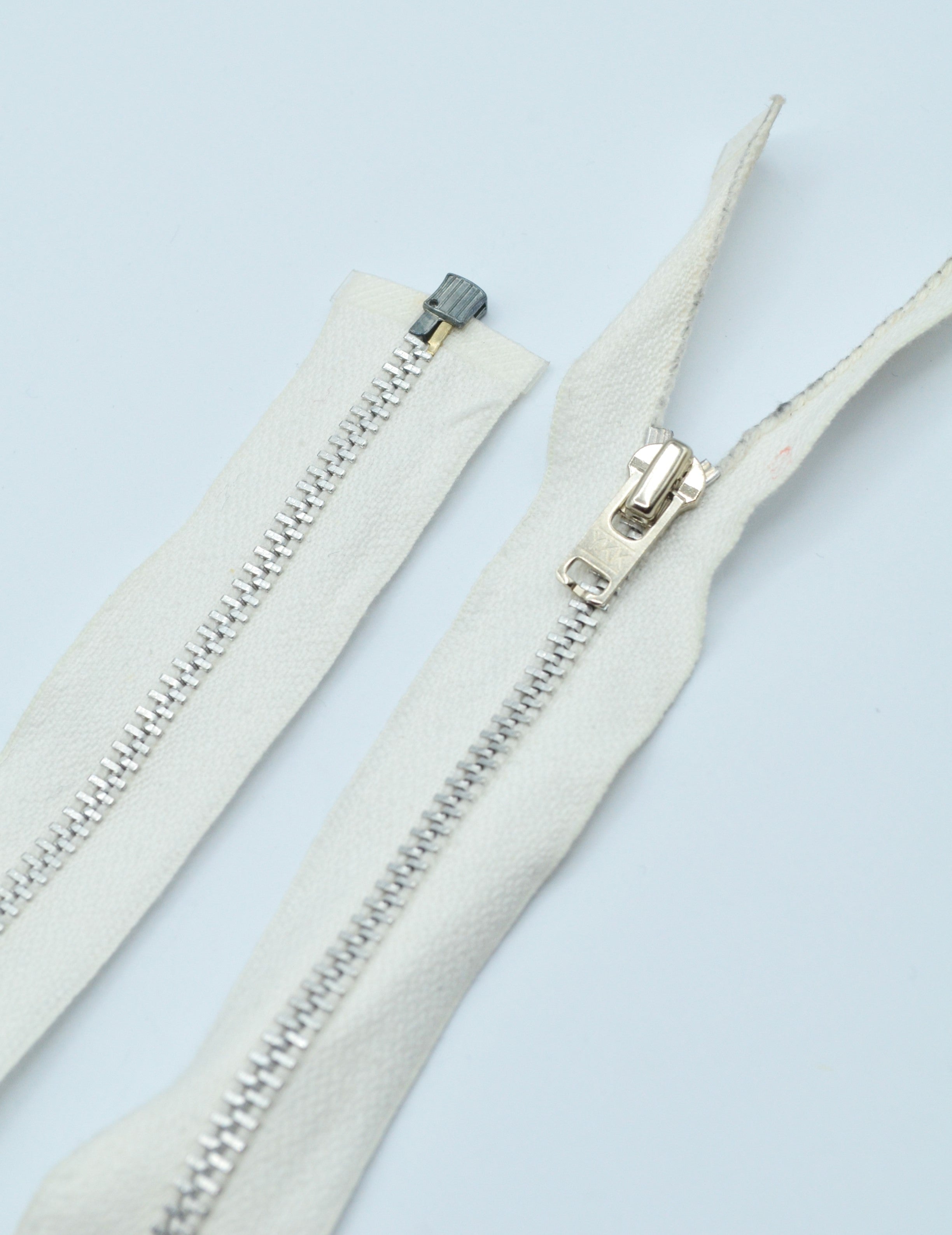 Fermoar YKK 58cm Detasabil