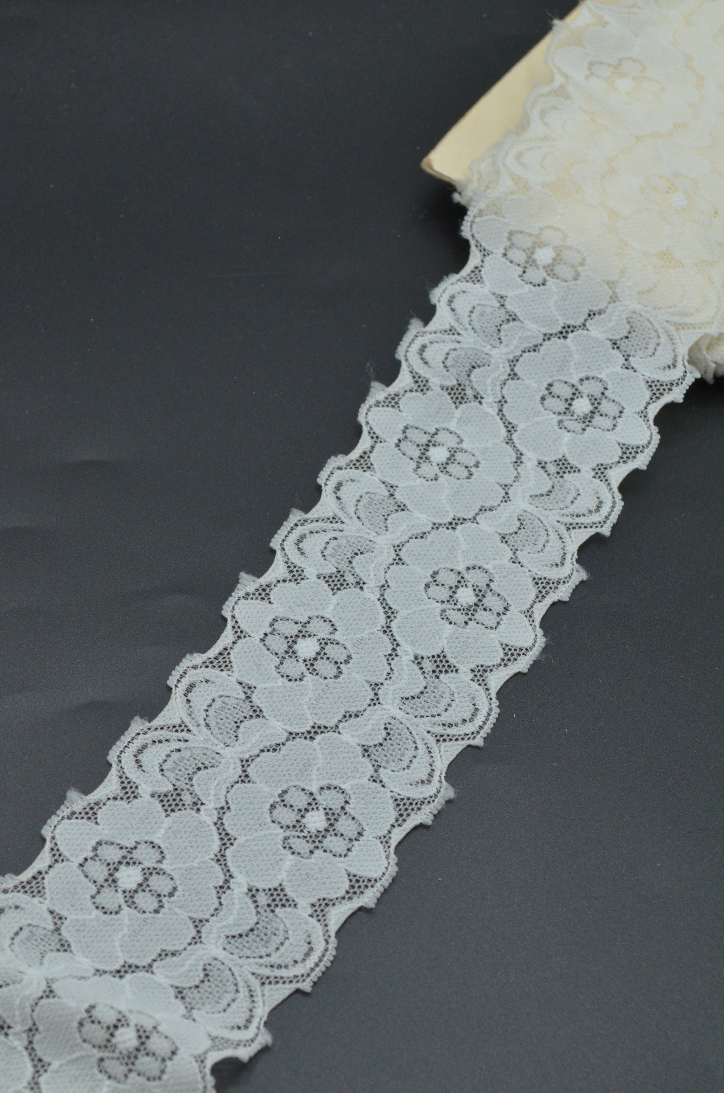 Dantela 8.50cm, Alb