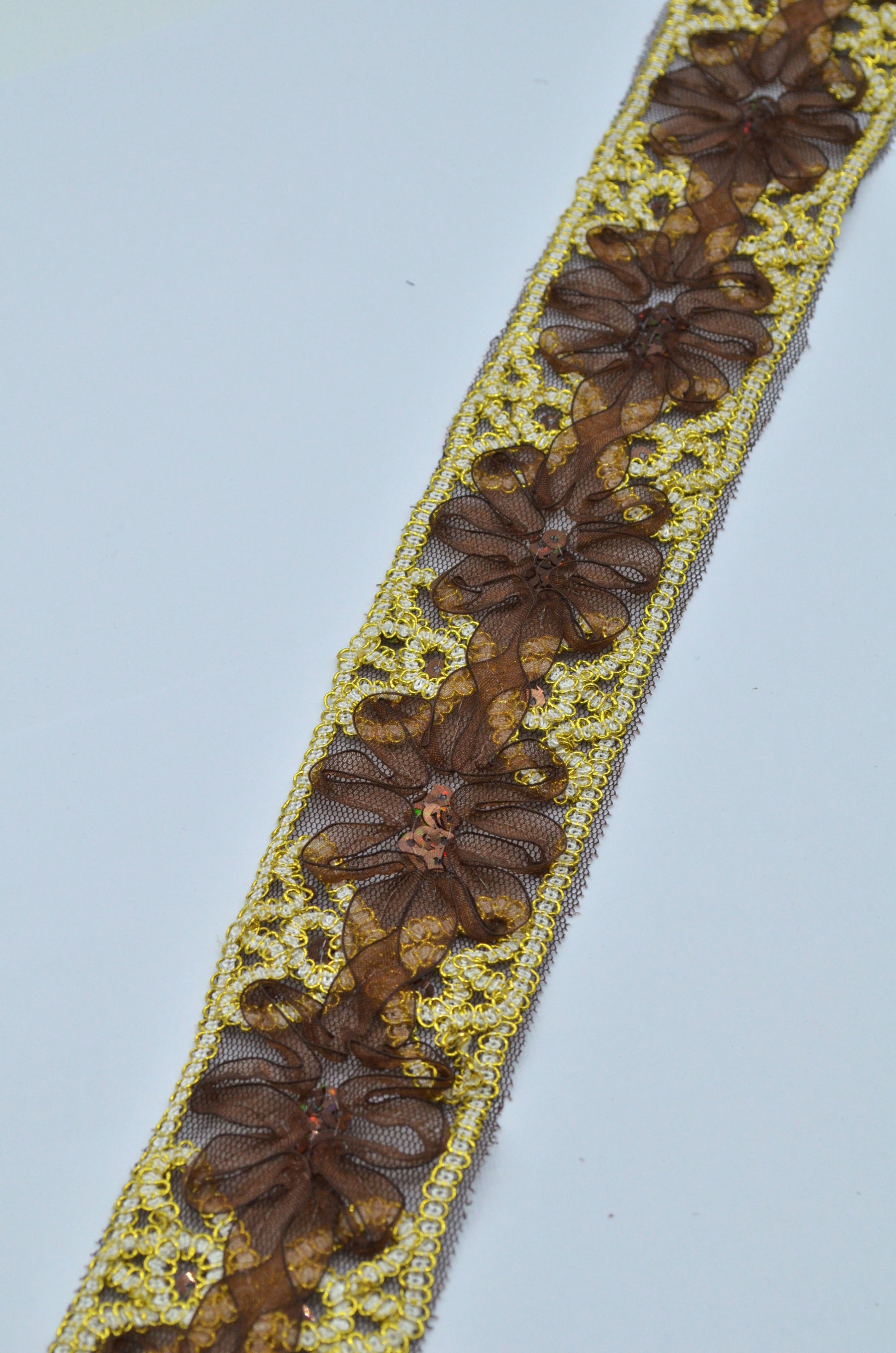 Pasmanterie Cu Paiete Pe Tull 5.50cm, Maro
