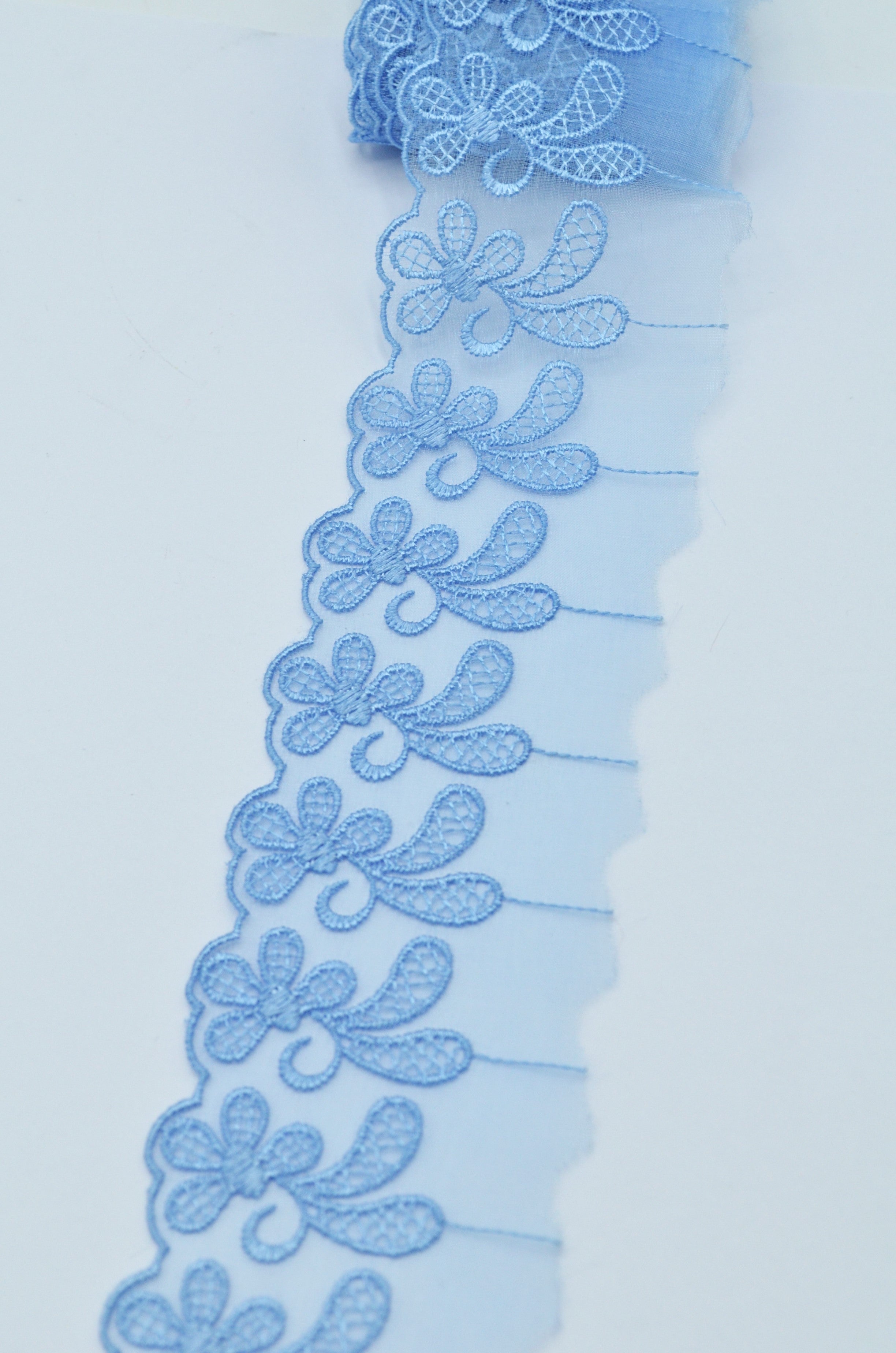 Dantela Din Organza Brodata 5.50cm, Bleu
