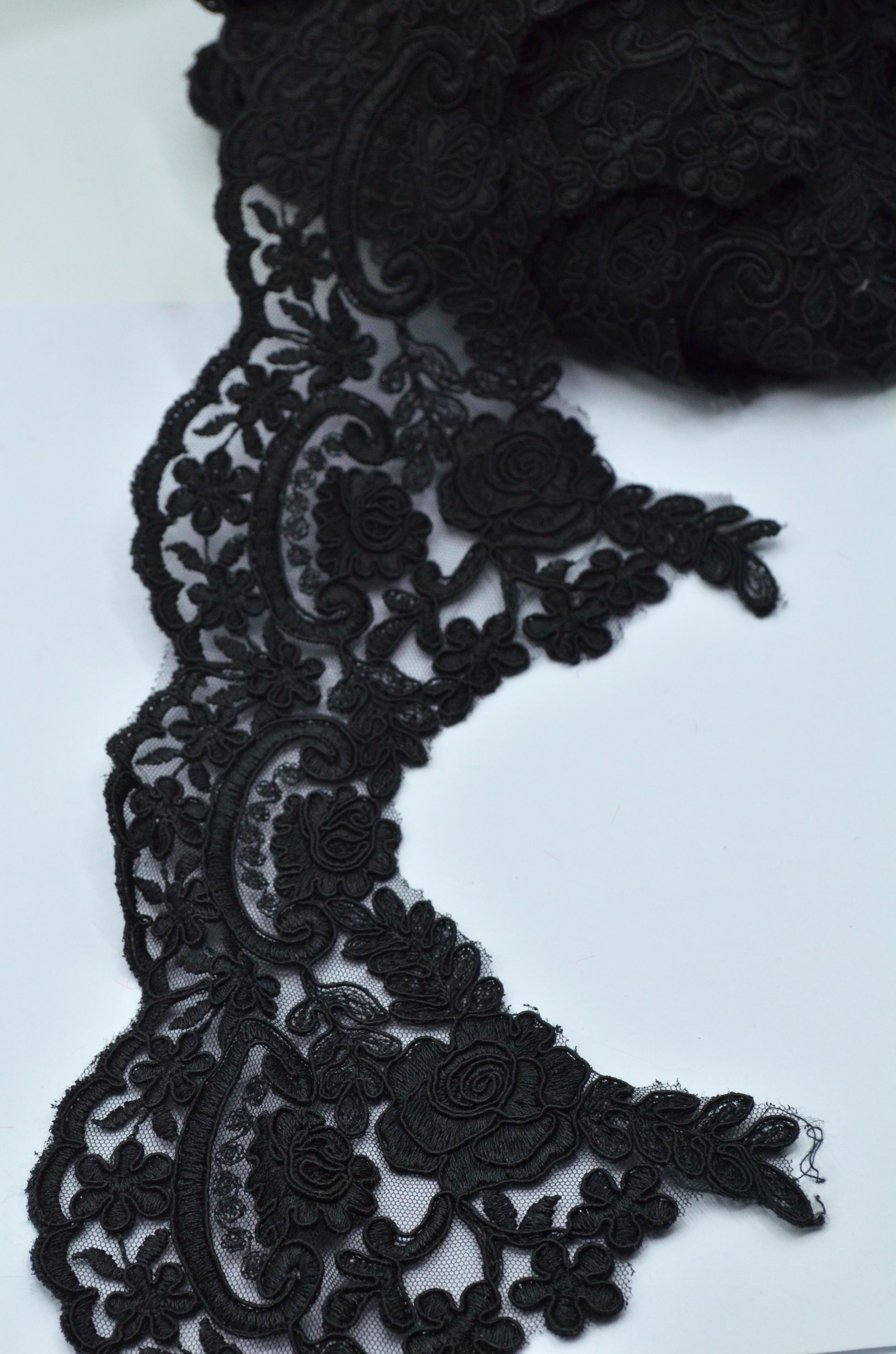 Broderie Neagra 14cm