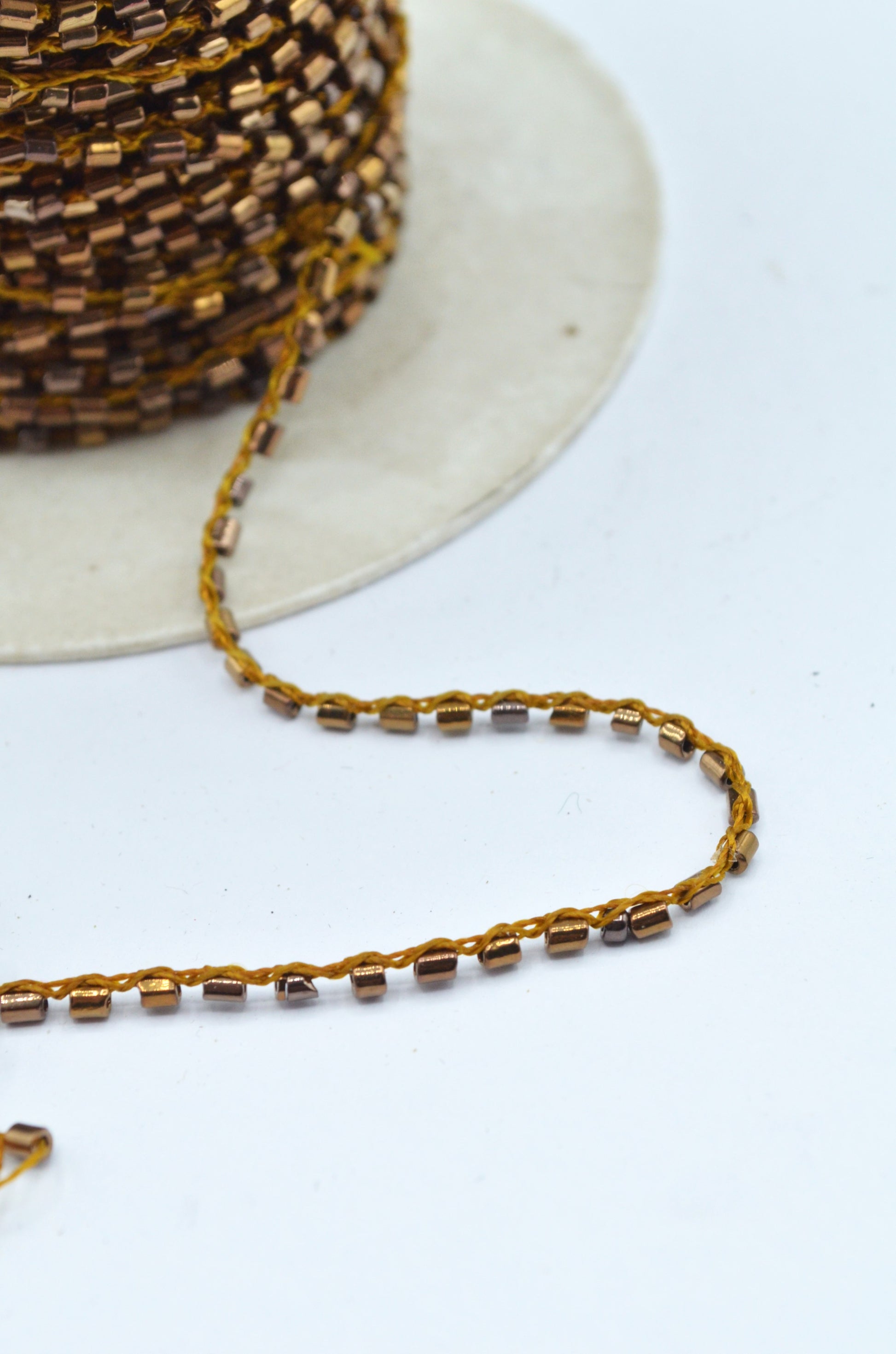 Snur Cu Margele 2mm, Maro