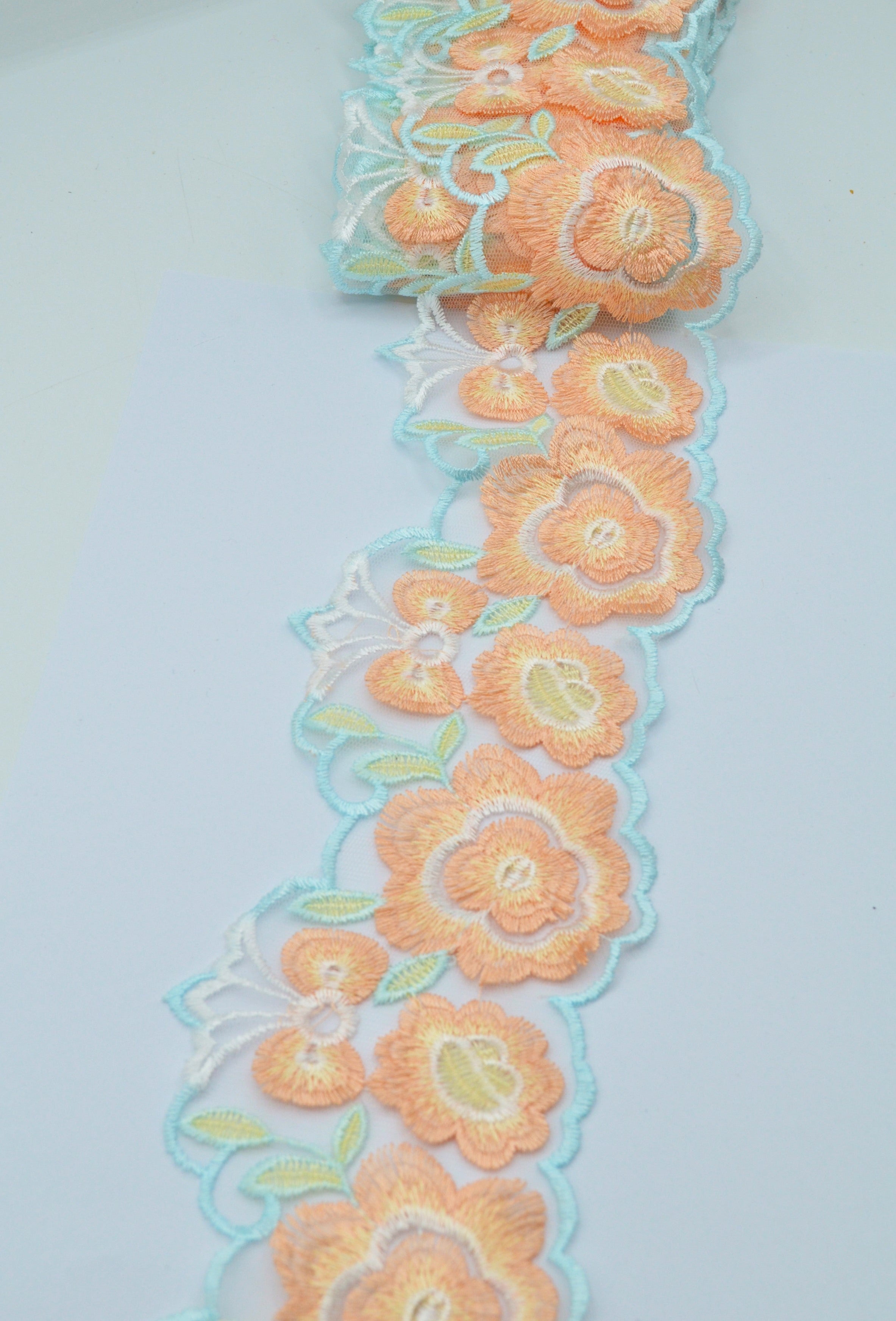 Broderie Pe Tull Brodata 10cm