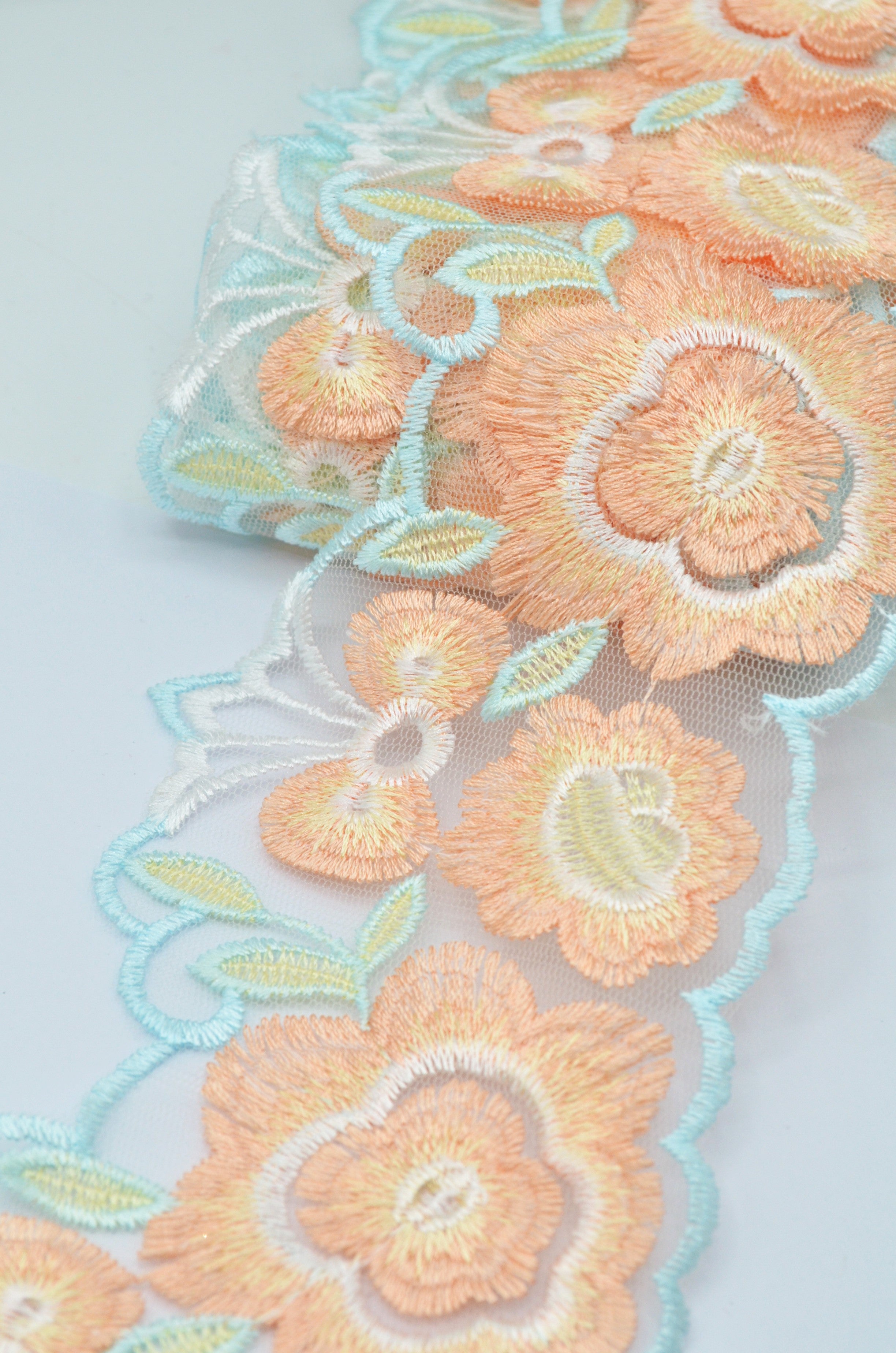 Broderie Pe Tull Brodata 10cm