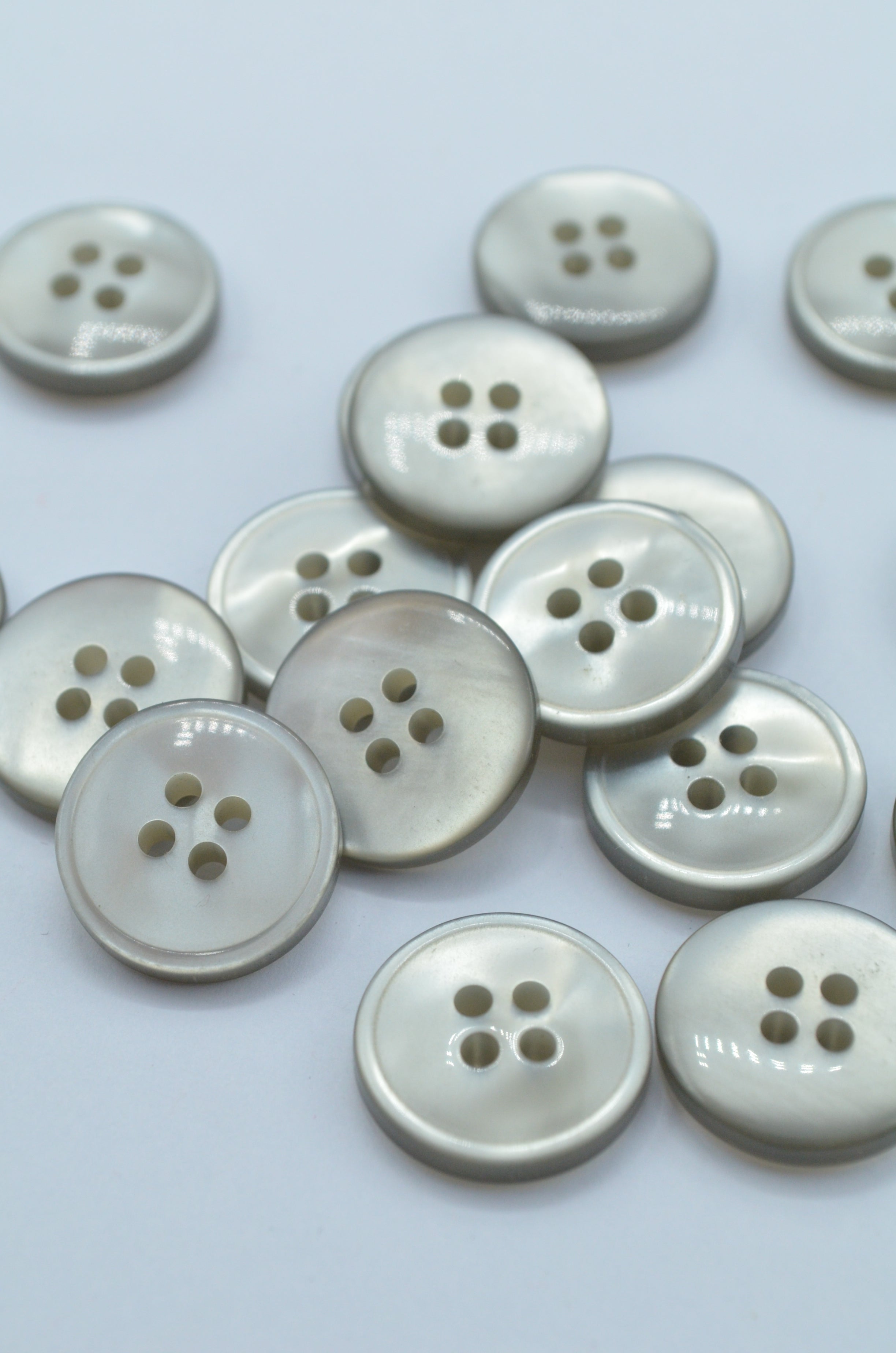 Nasturi De Plastic 17mm, Gri
