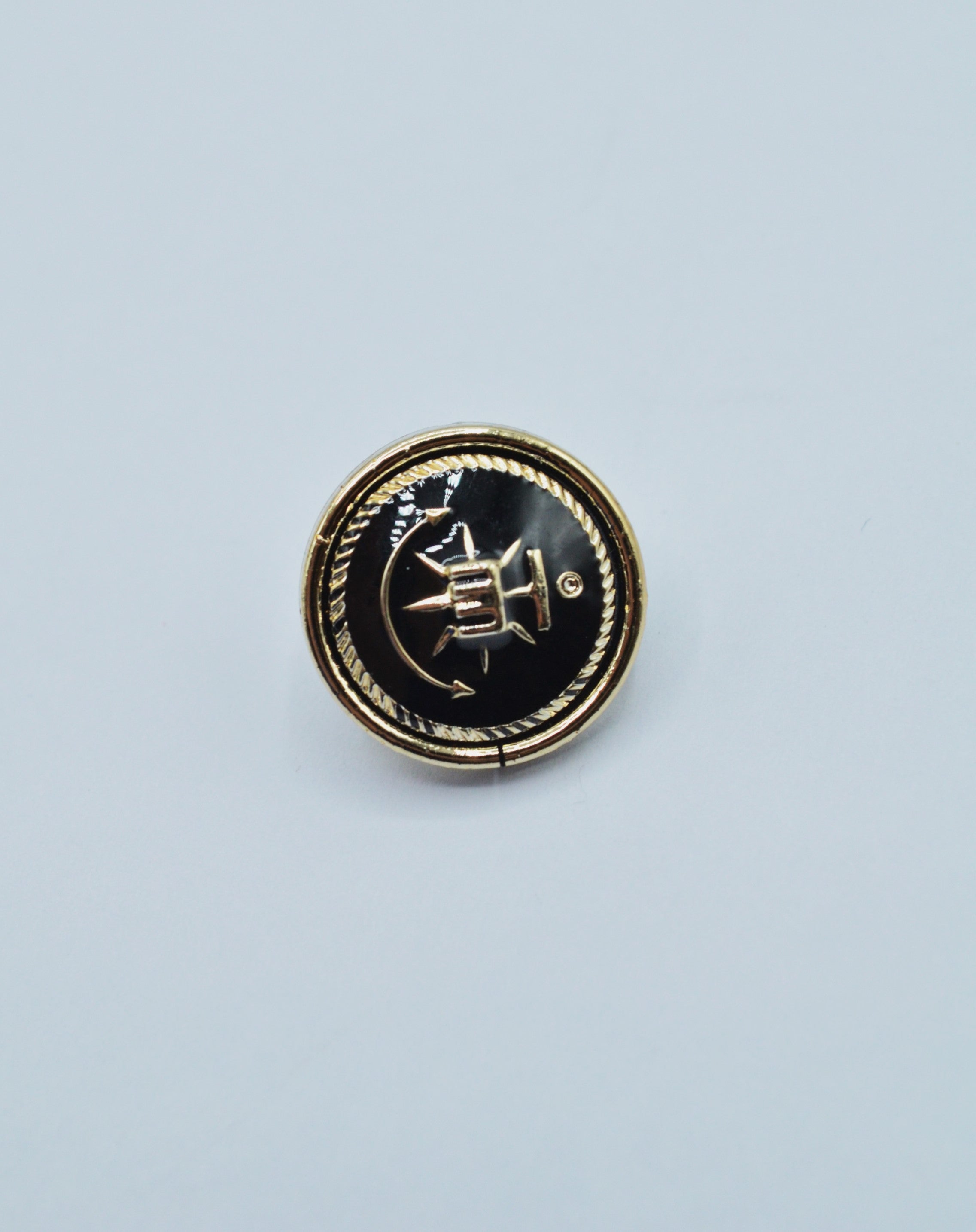 Nasturi De Plastic Negru Cu Auriu