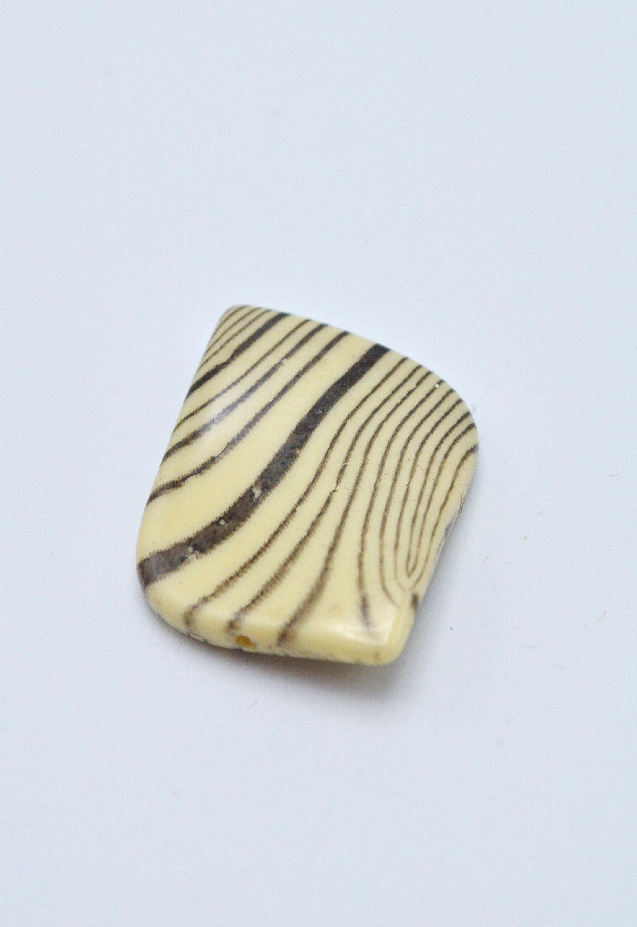 Margele 24x28mm, Pret/Bucata