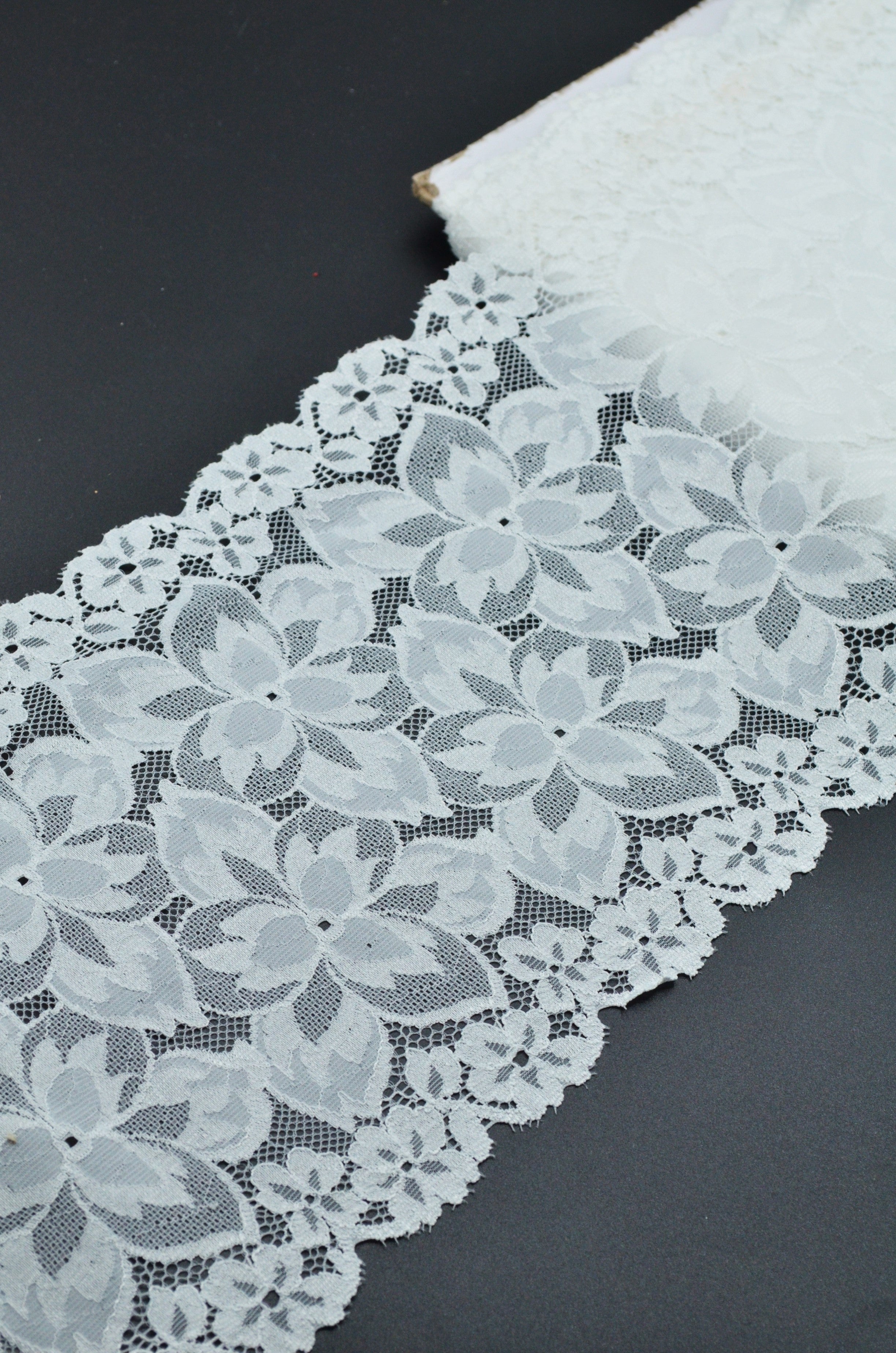 Dantela 17cm, Alb