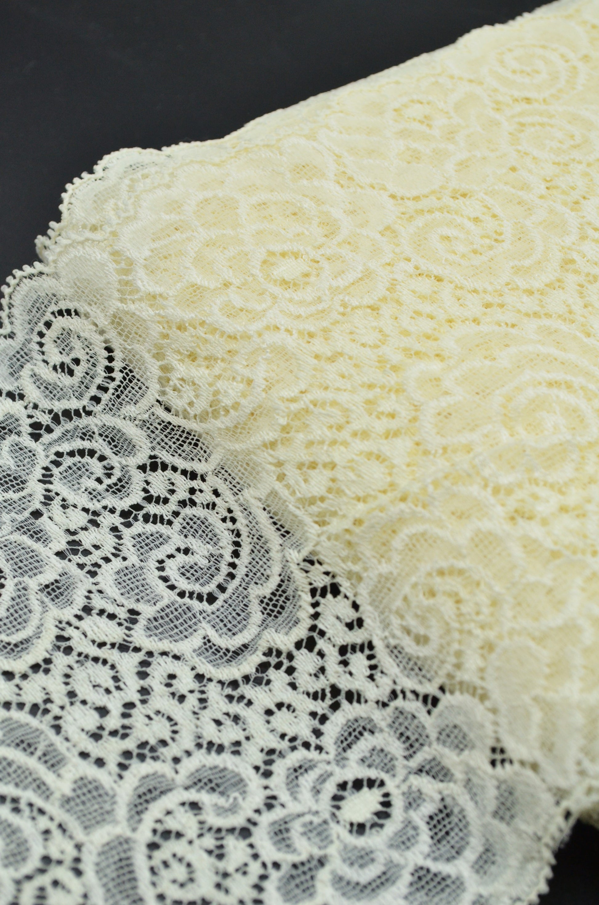 Dantela Elastica 15cm, Crem
