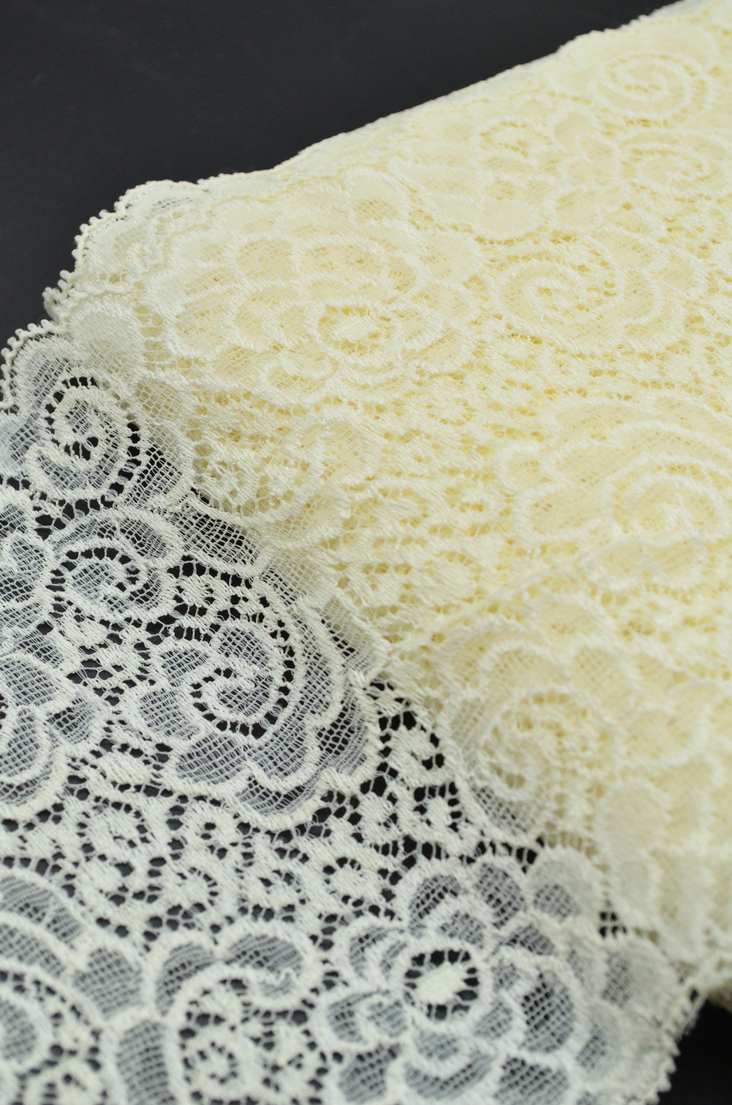 Dantela Elastica 15cm, Crem