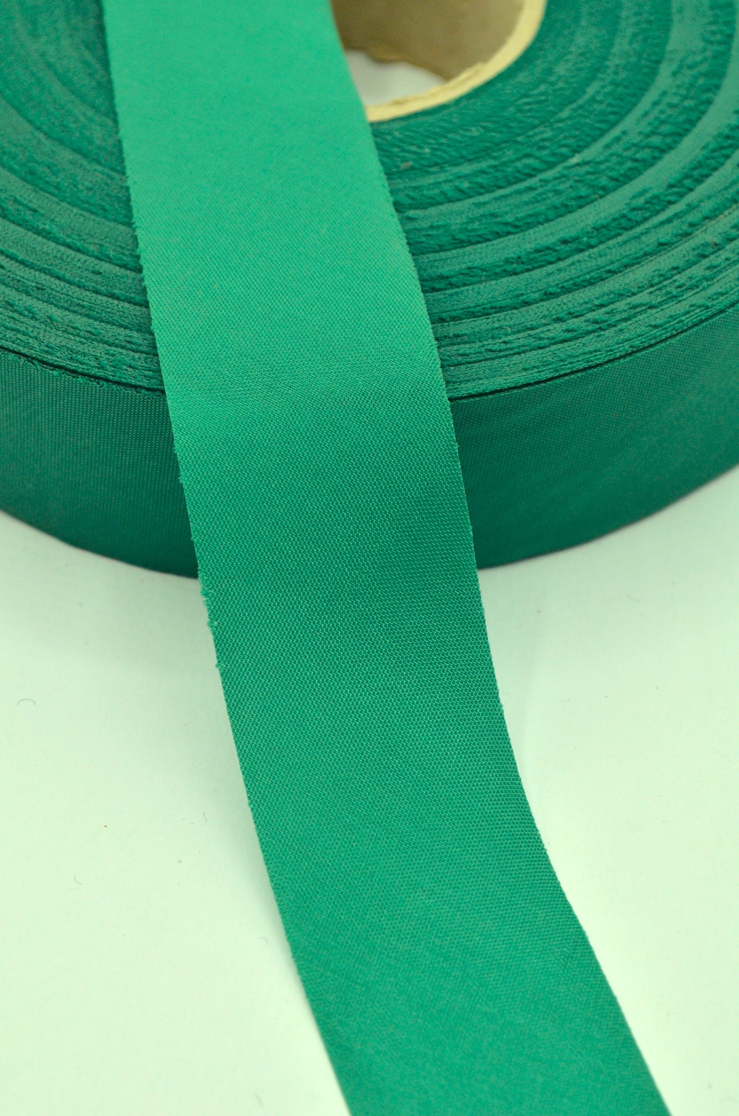 Panglica Bie Descalcata Din Captuseala 27mm. Verde