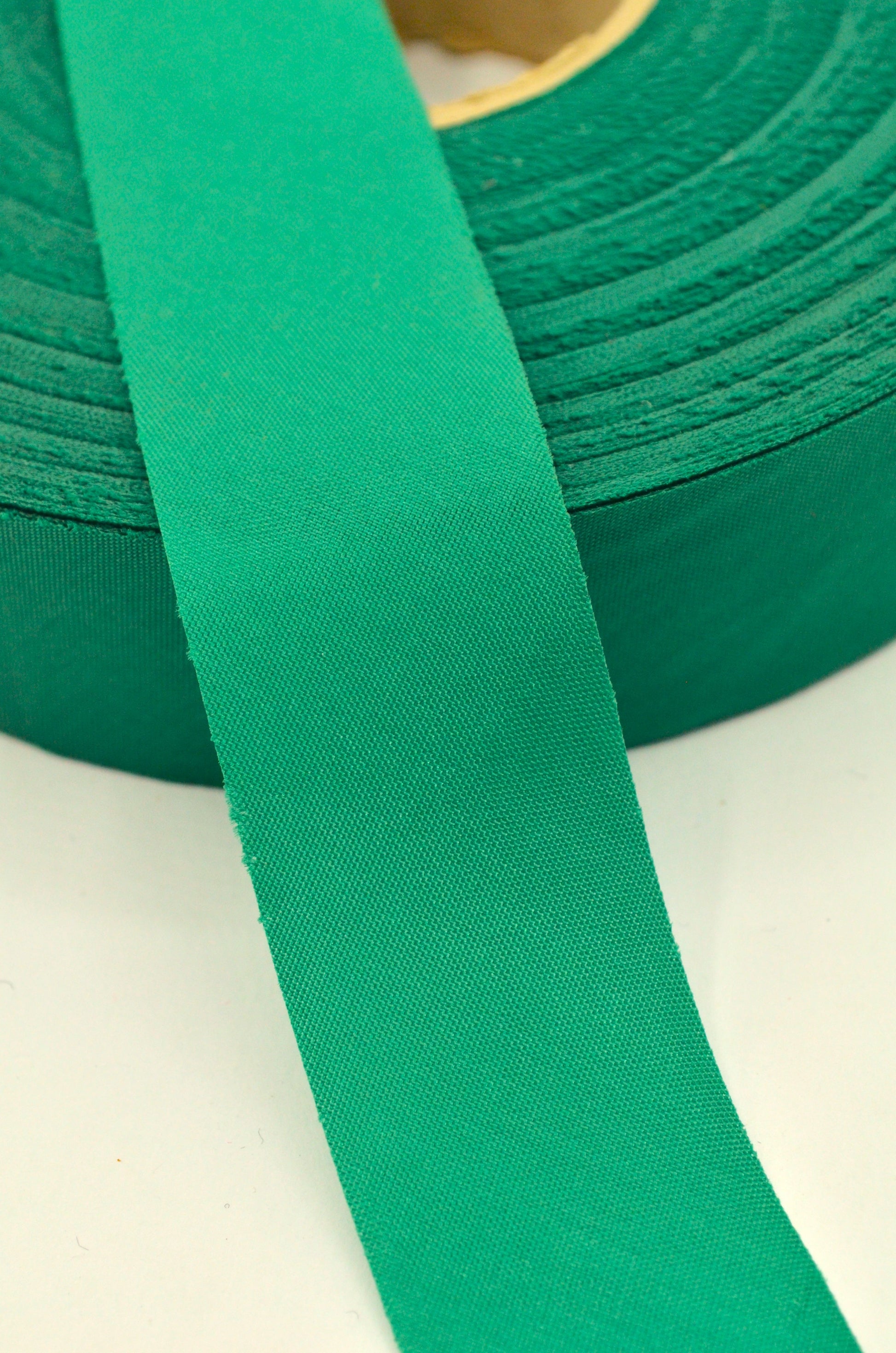 Panglica Bie Descalcata Din Captuseala 27mm. Verde