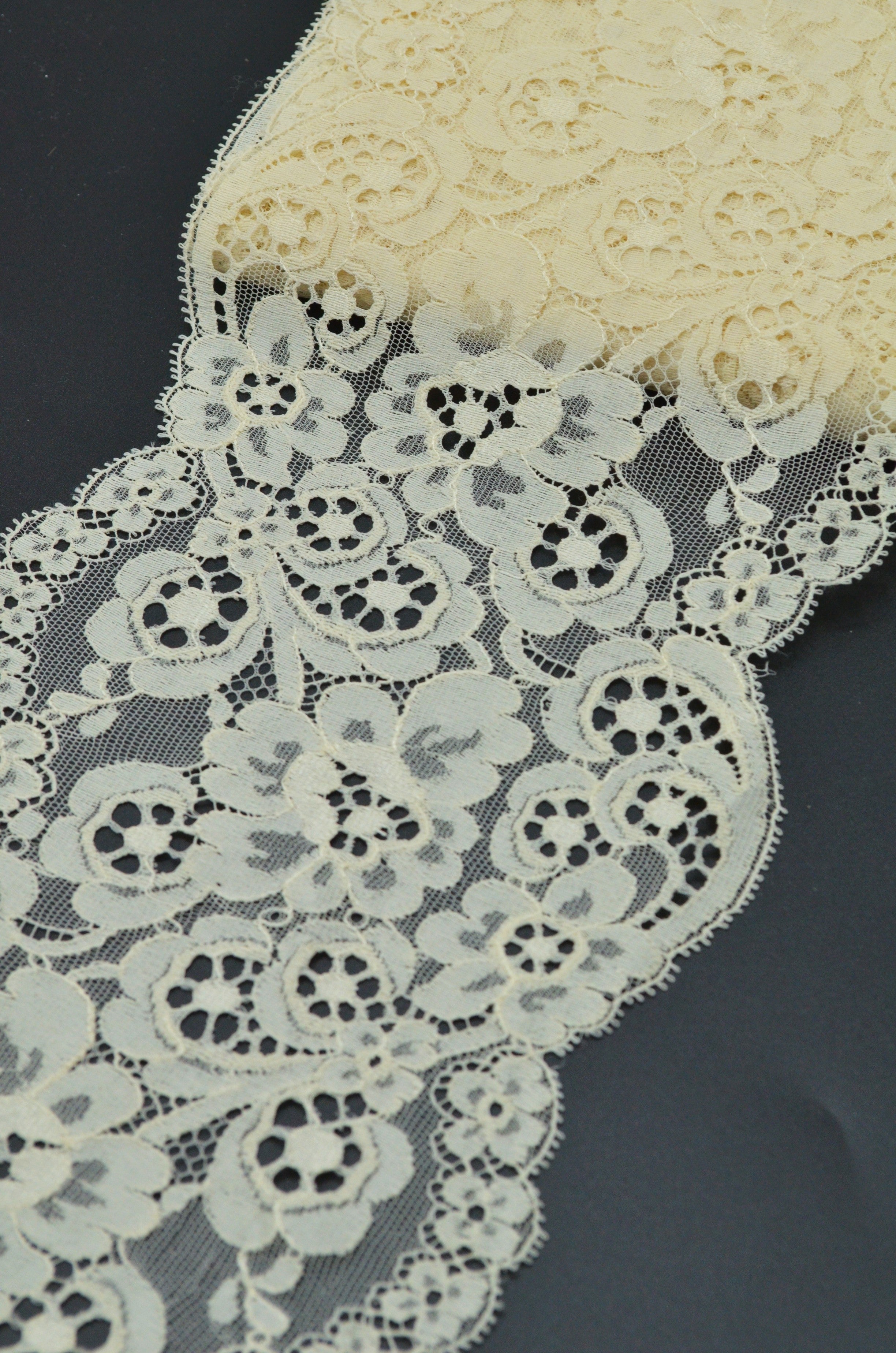 Dantela 14cm, Crem