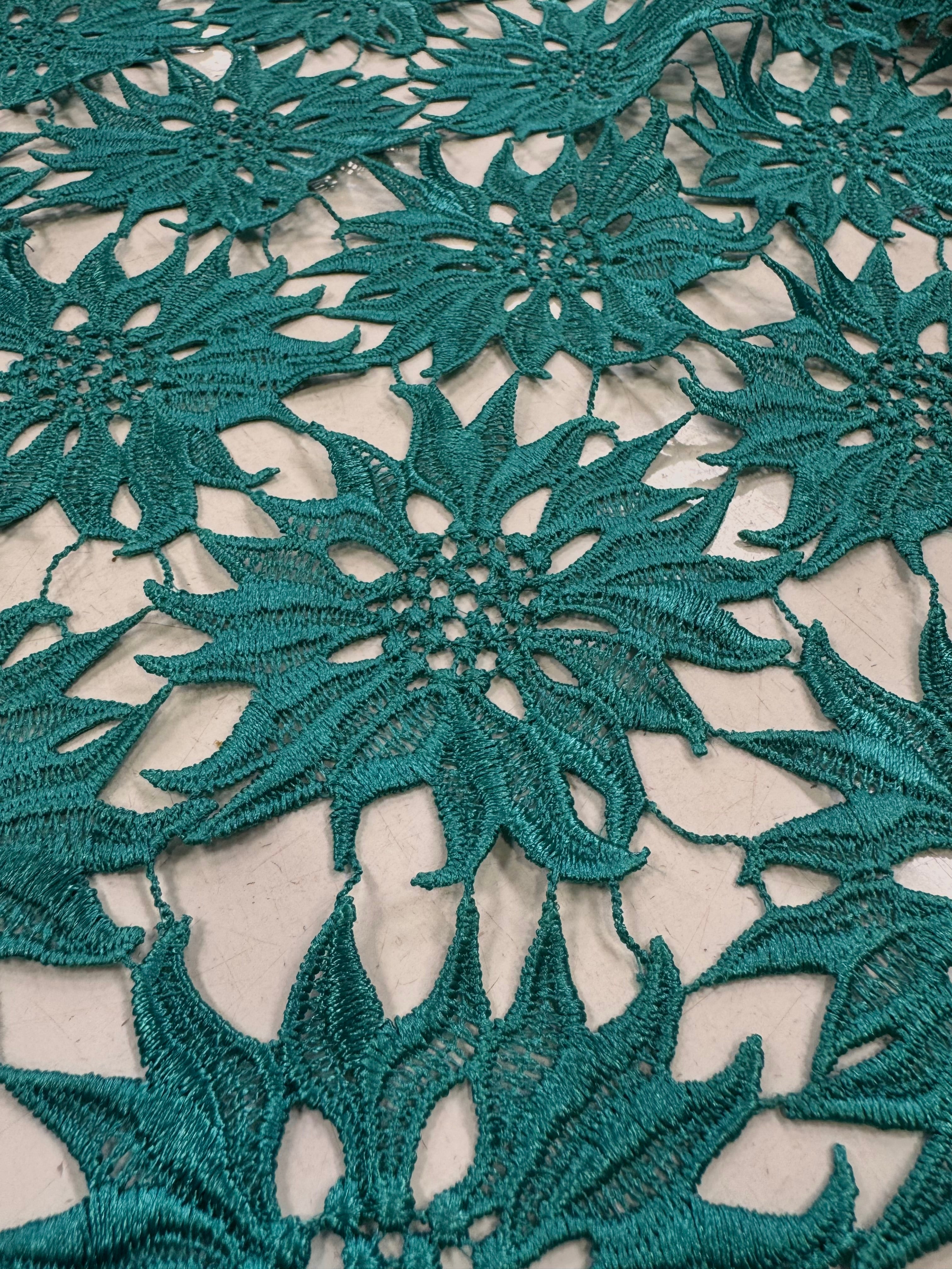 Broderie Sparta, Turcoaz