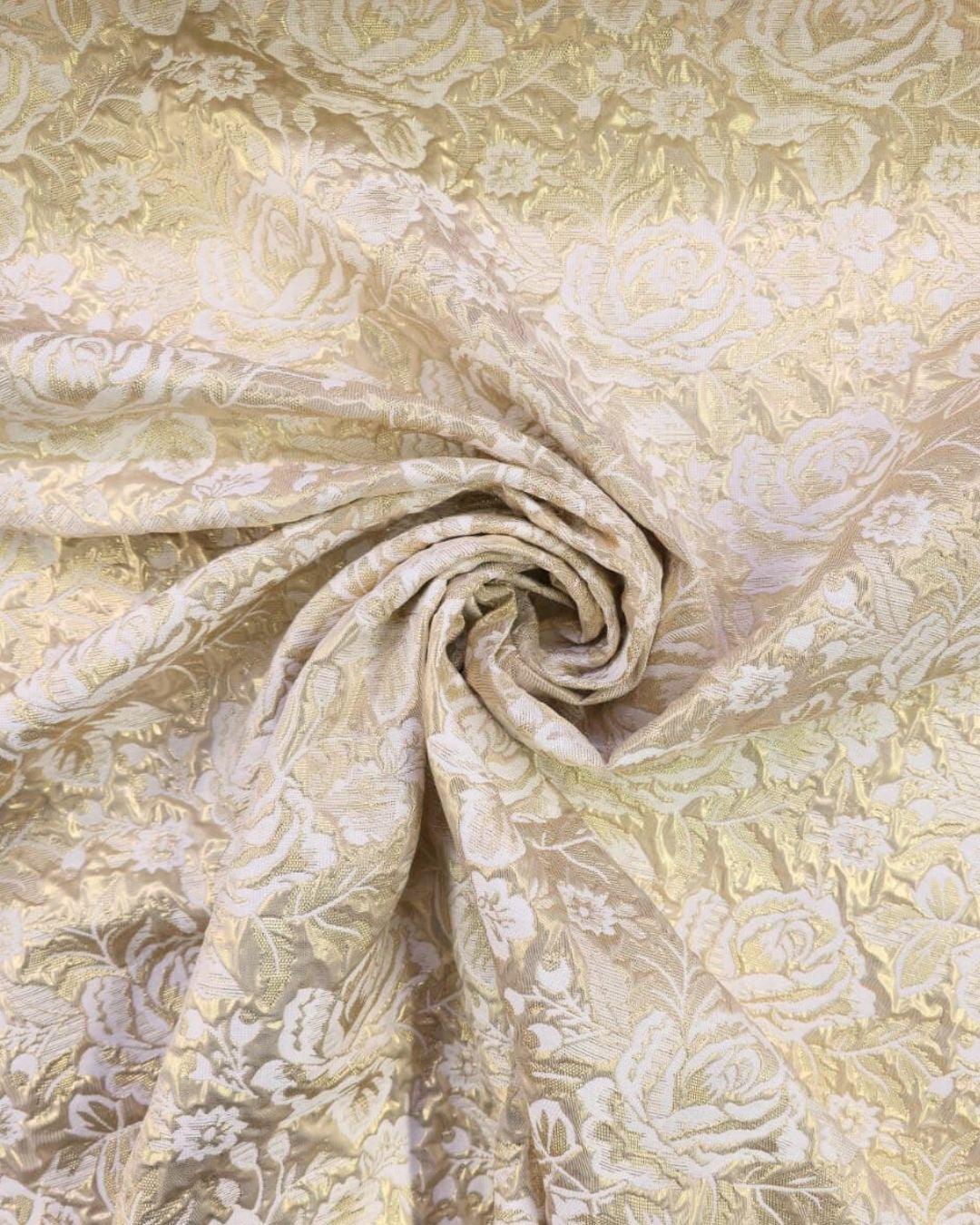 Brocard cu două fete Ivoire cu auriu