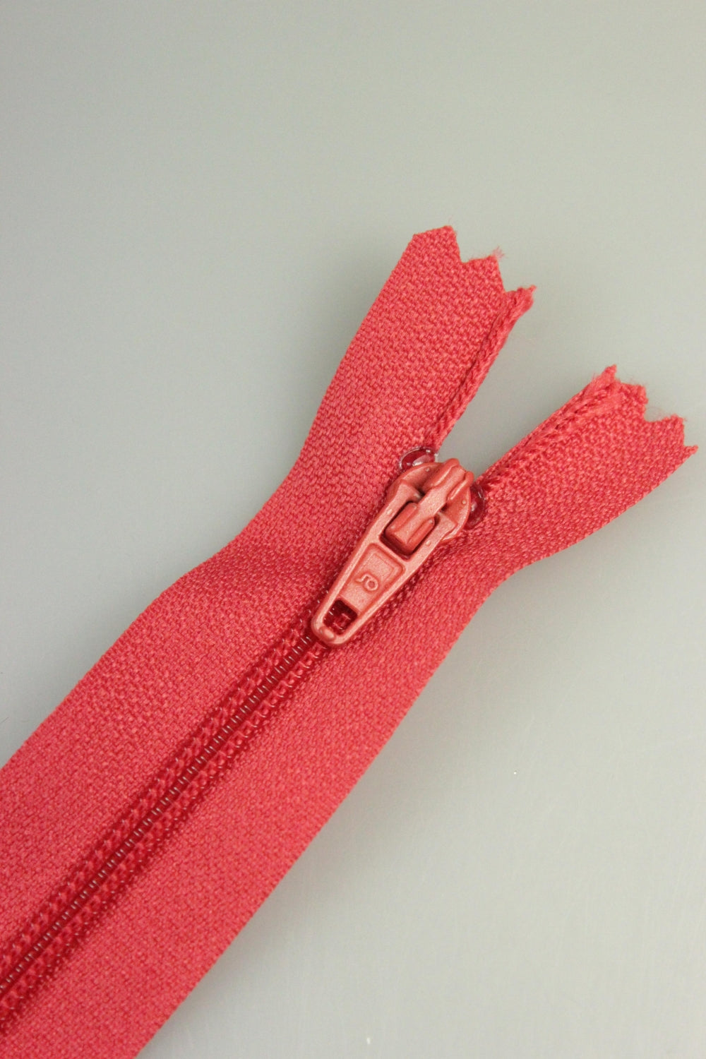 Fermoar Plastic 3mm, 16cm, Corai