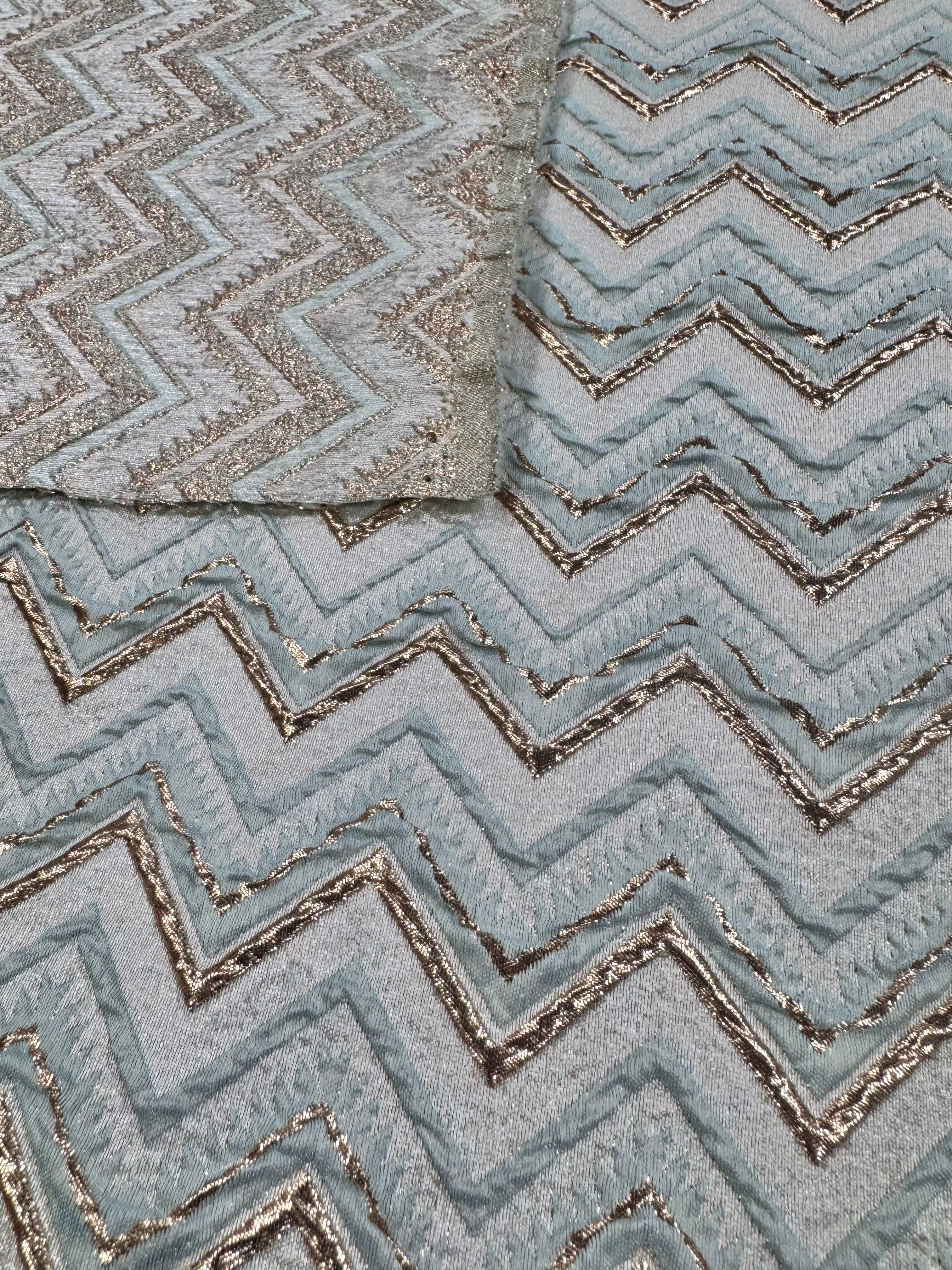 Brocard Cu Fir Lame, Vernil