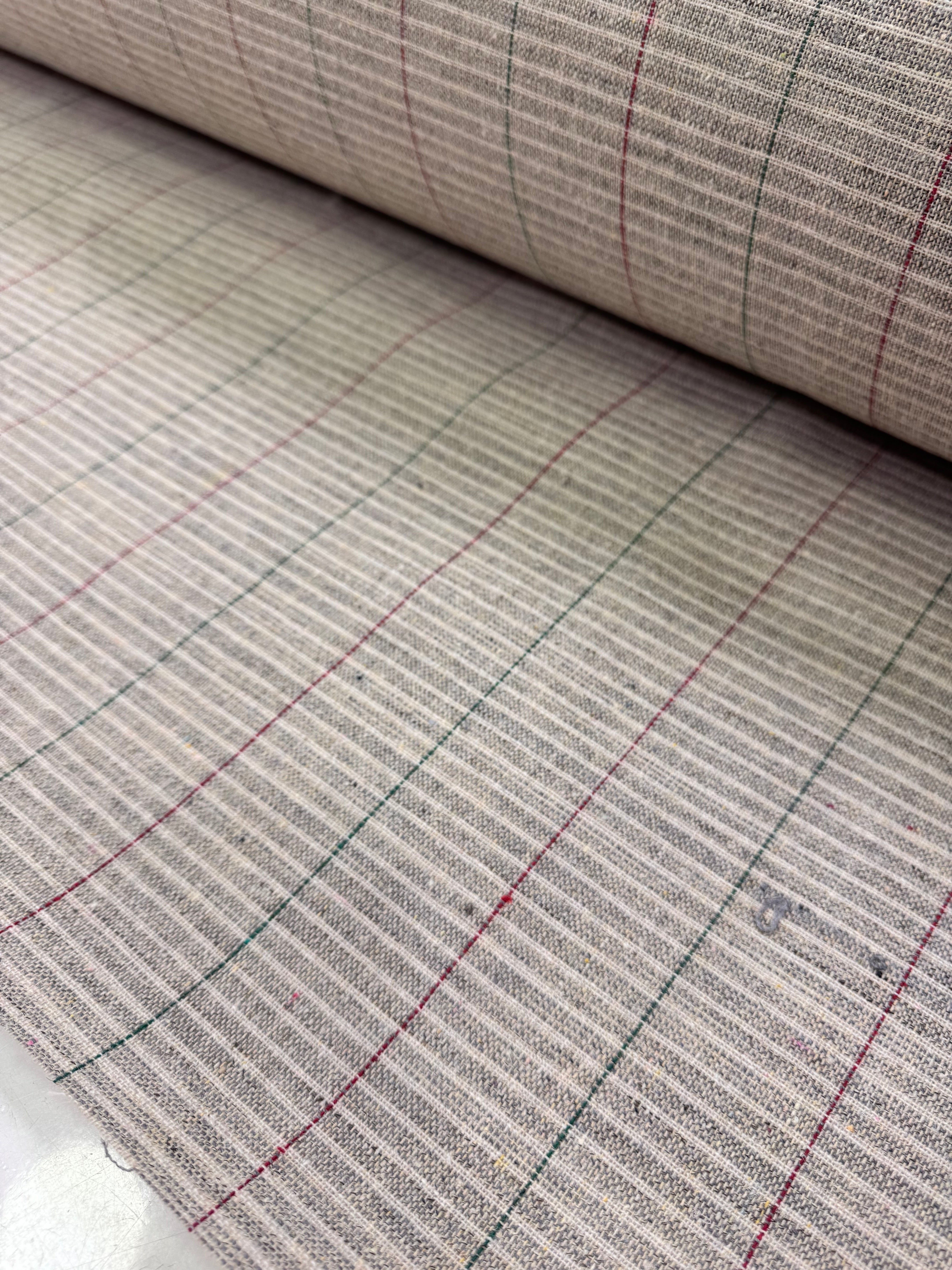 Volvatir de bumbac și fire de par de cal artificial