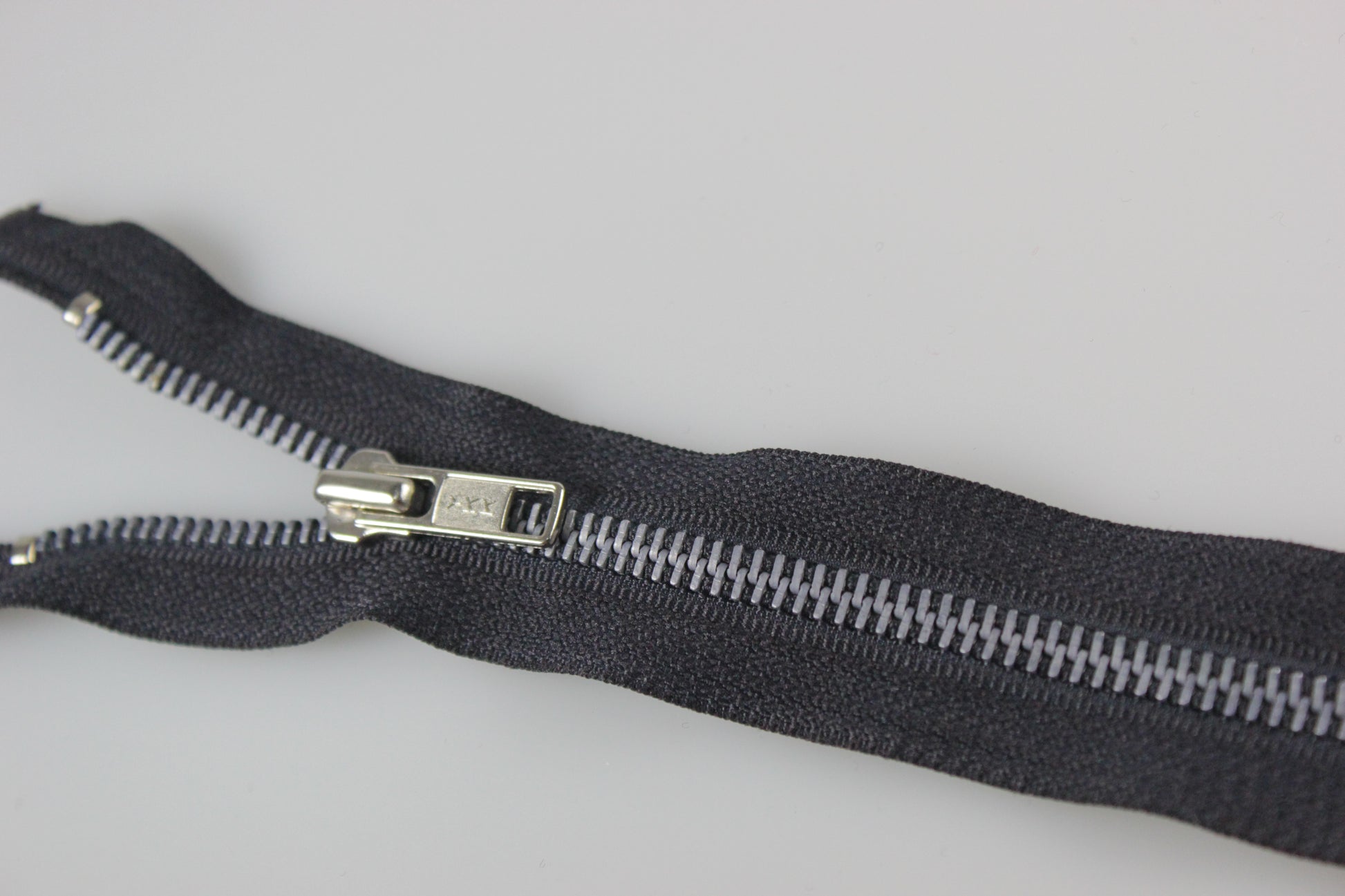 Fermoar Metalic YKK Detasabil 29 cm