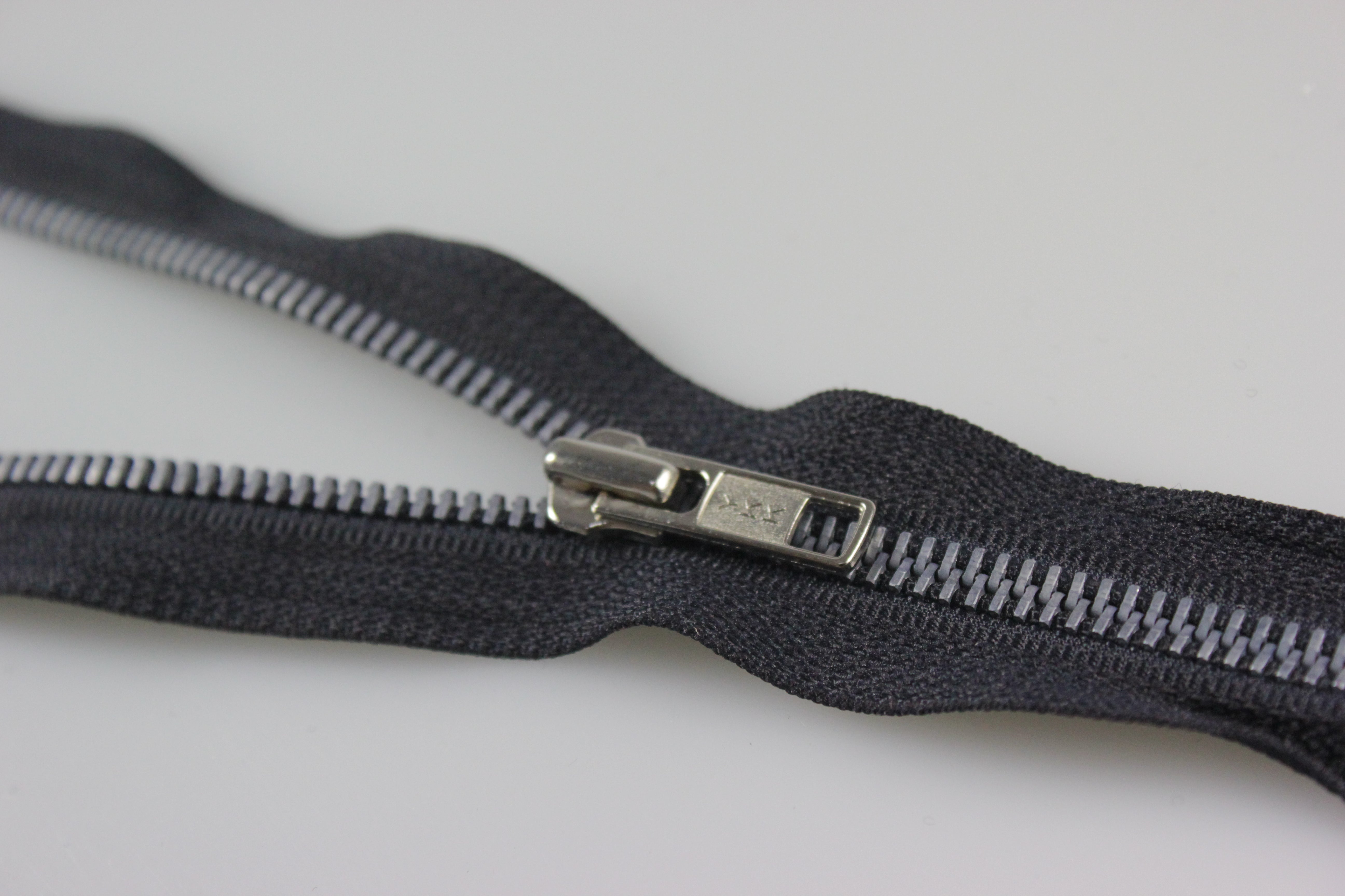 Fermoar Metalic YKK Detasabil 29 cm