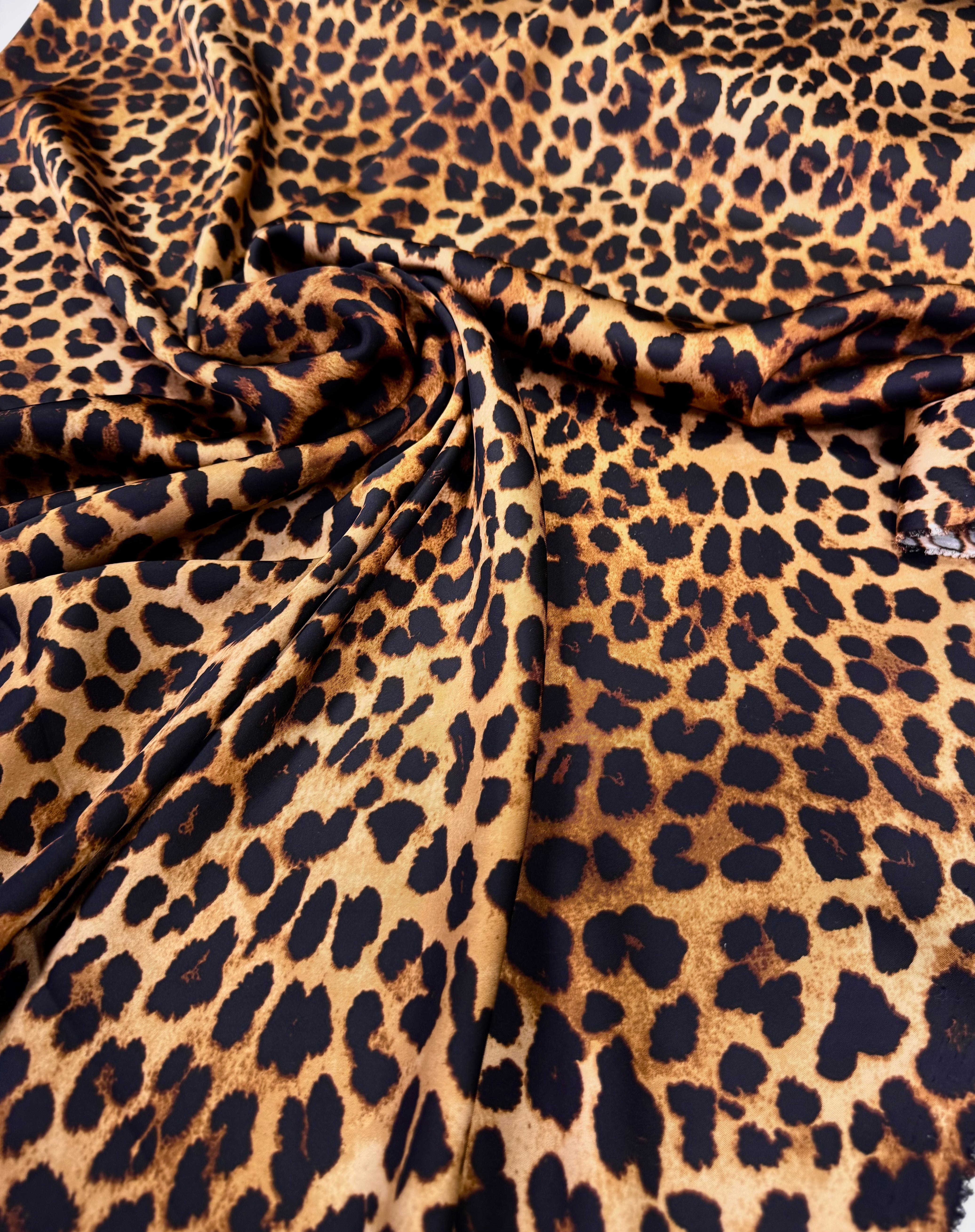 Matase fina imprimata animal print