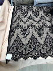 Dantela Tip Chantilly 300 x 150m, Negru