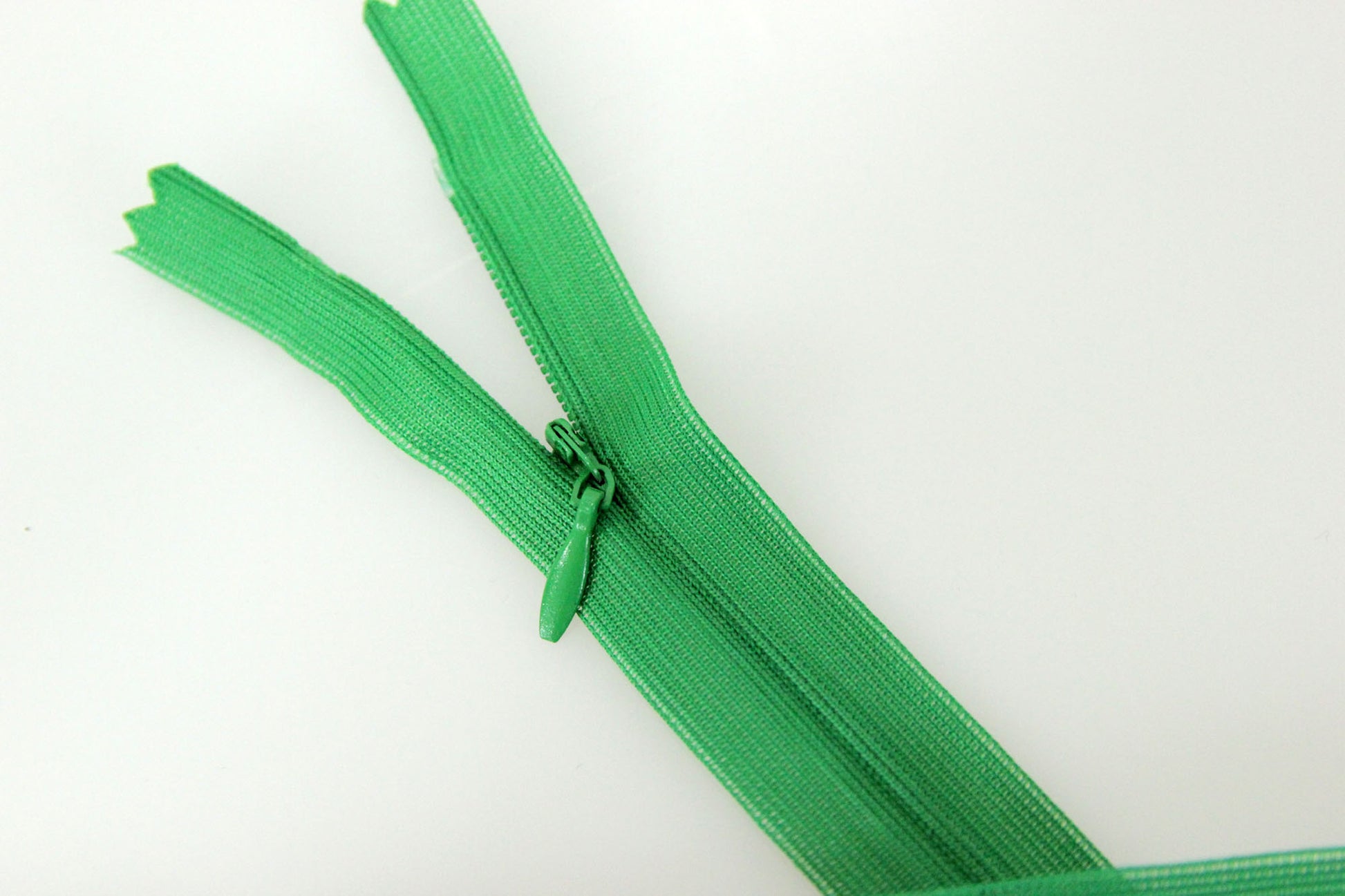 FermoarAscuns Verde, 60 cm