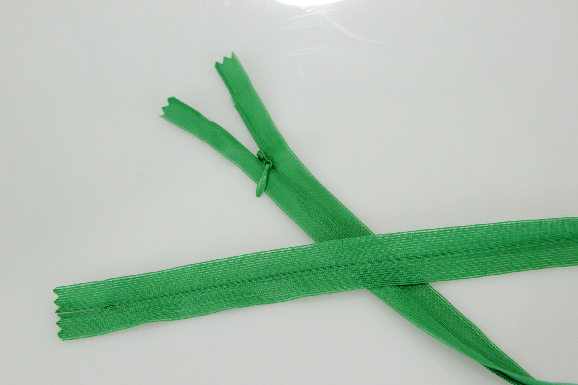 FermoarAscuns Verde, 60 cm