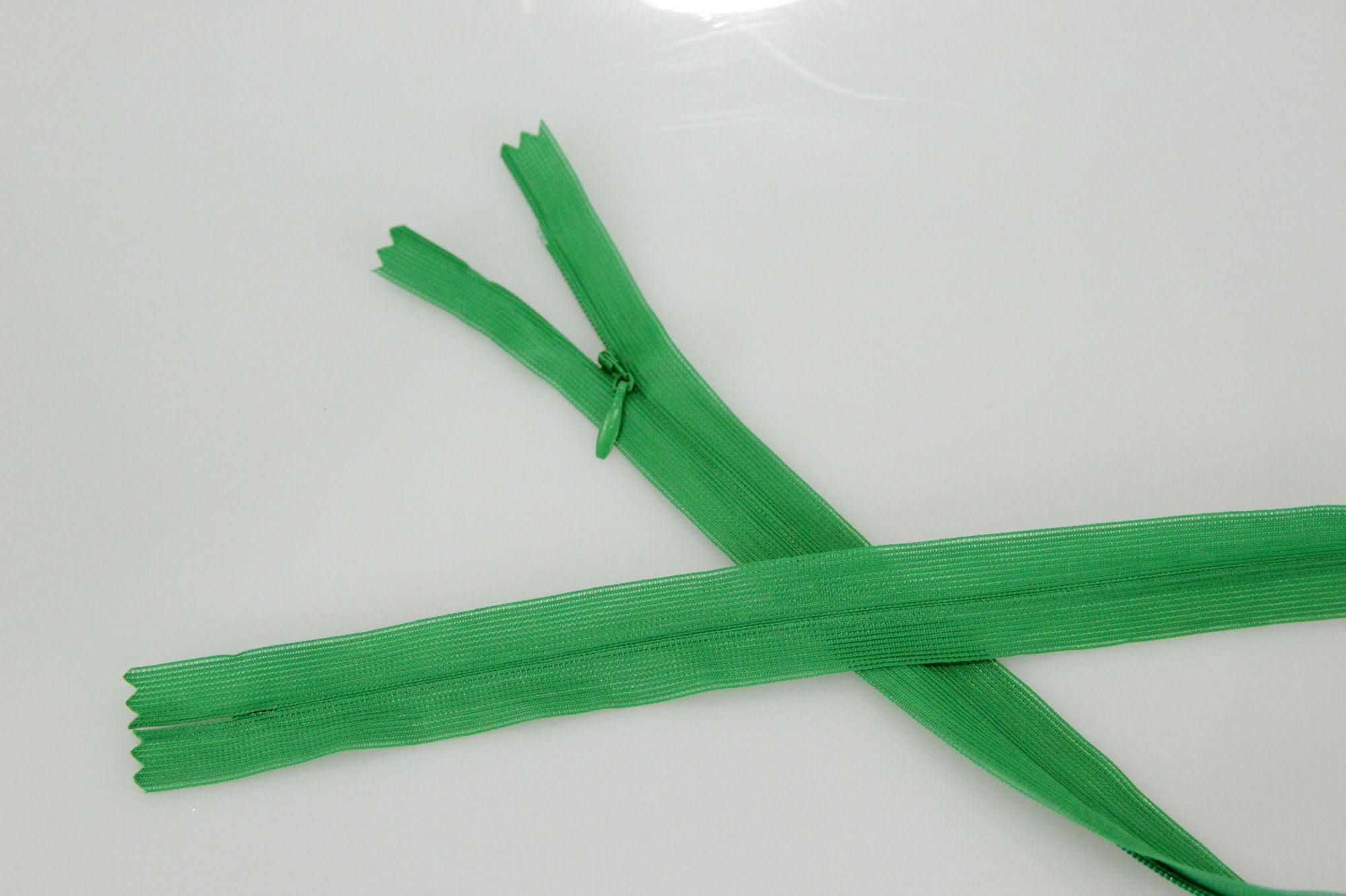 FermoarAscuns Verde, 60 cm