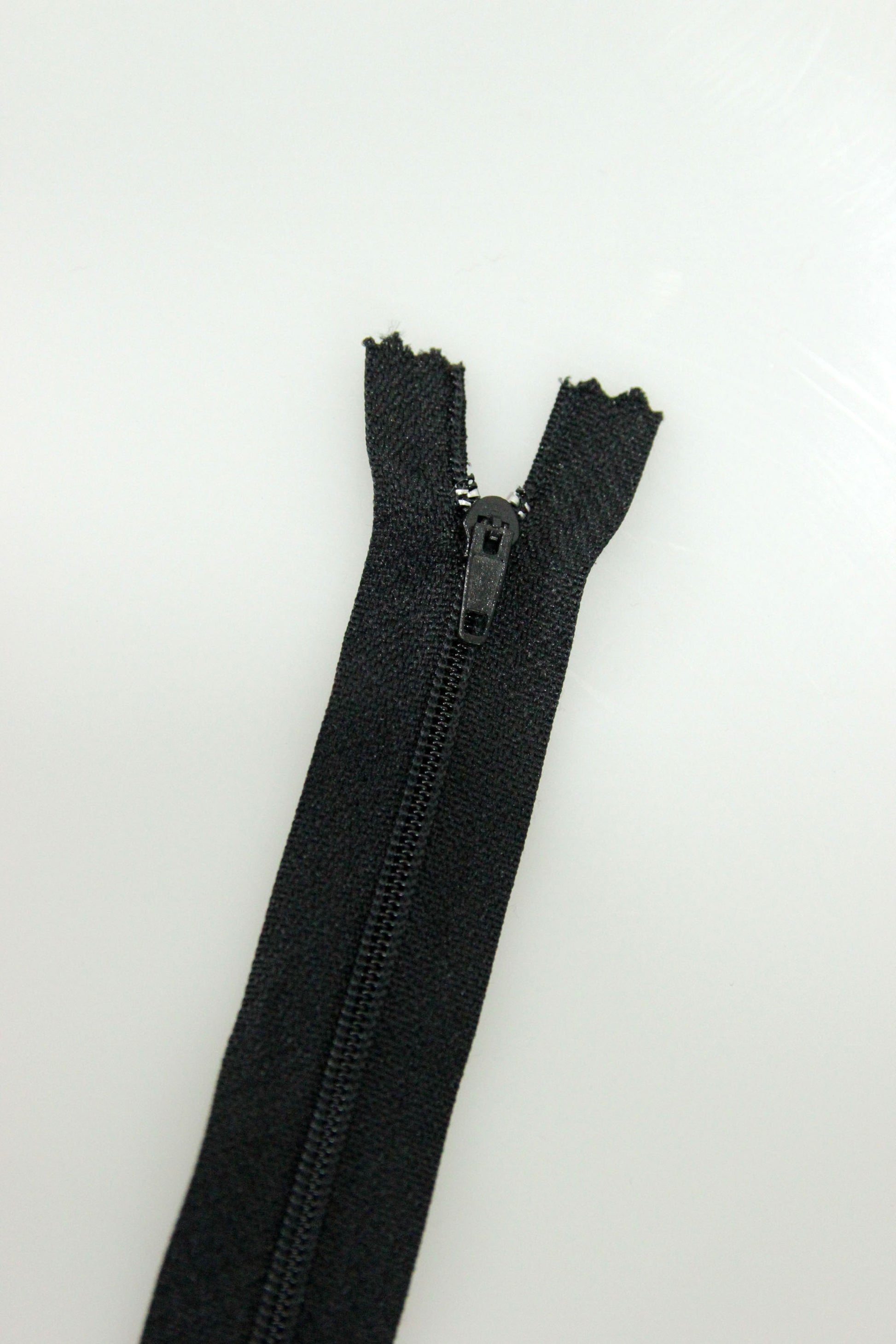 Fermoar Normal Negru 20 cm