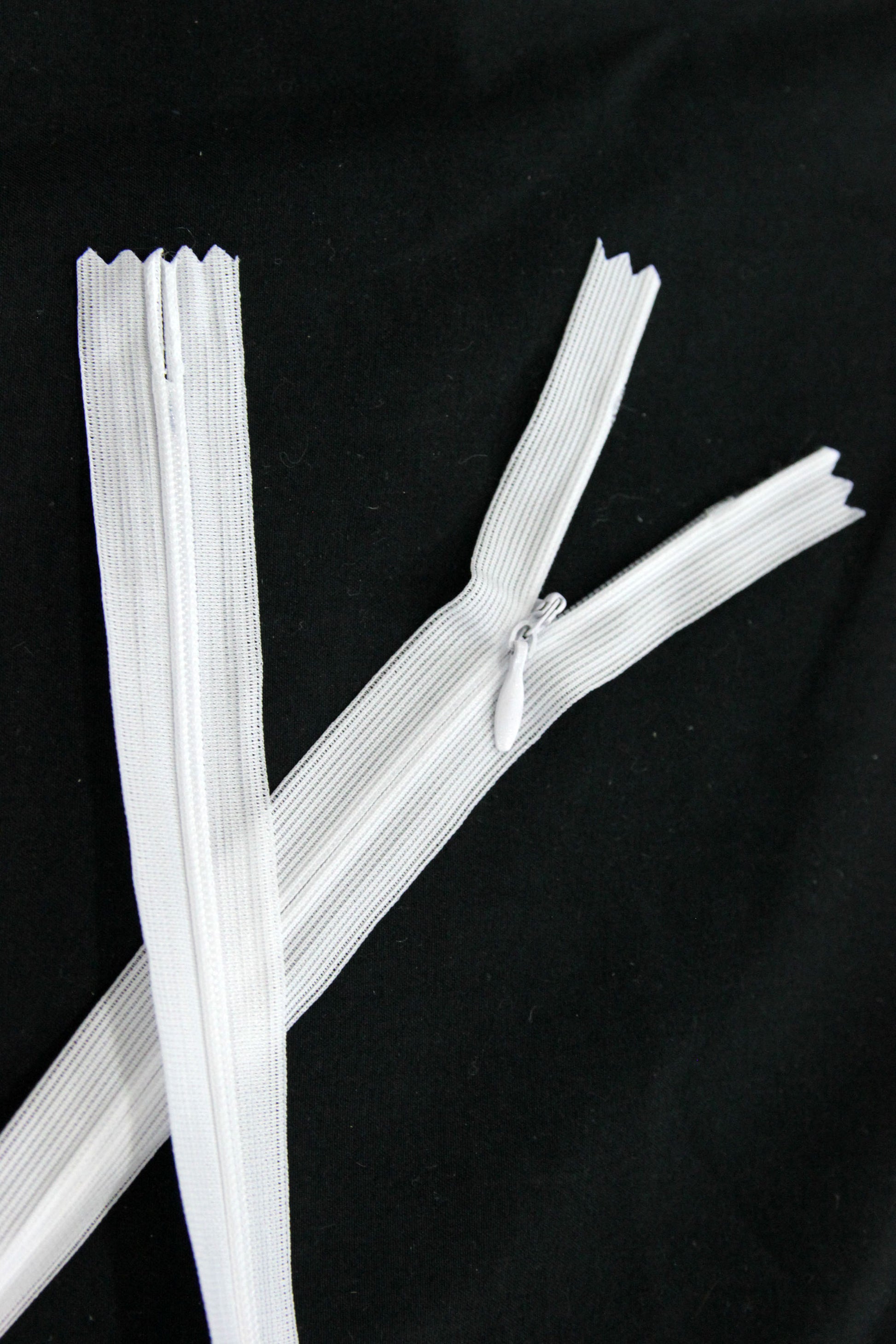 Fermoar Ascuns 50 cm, Alb