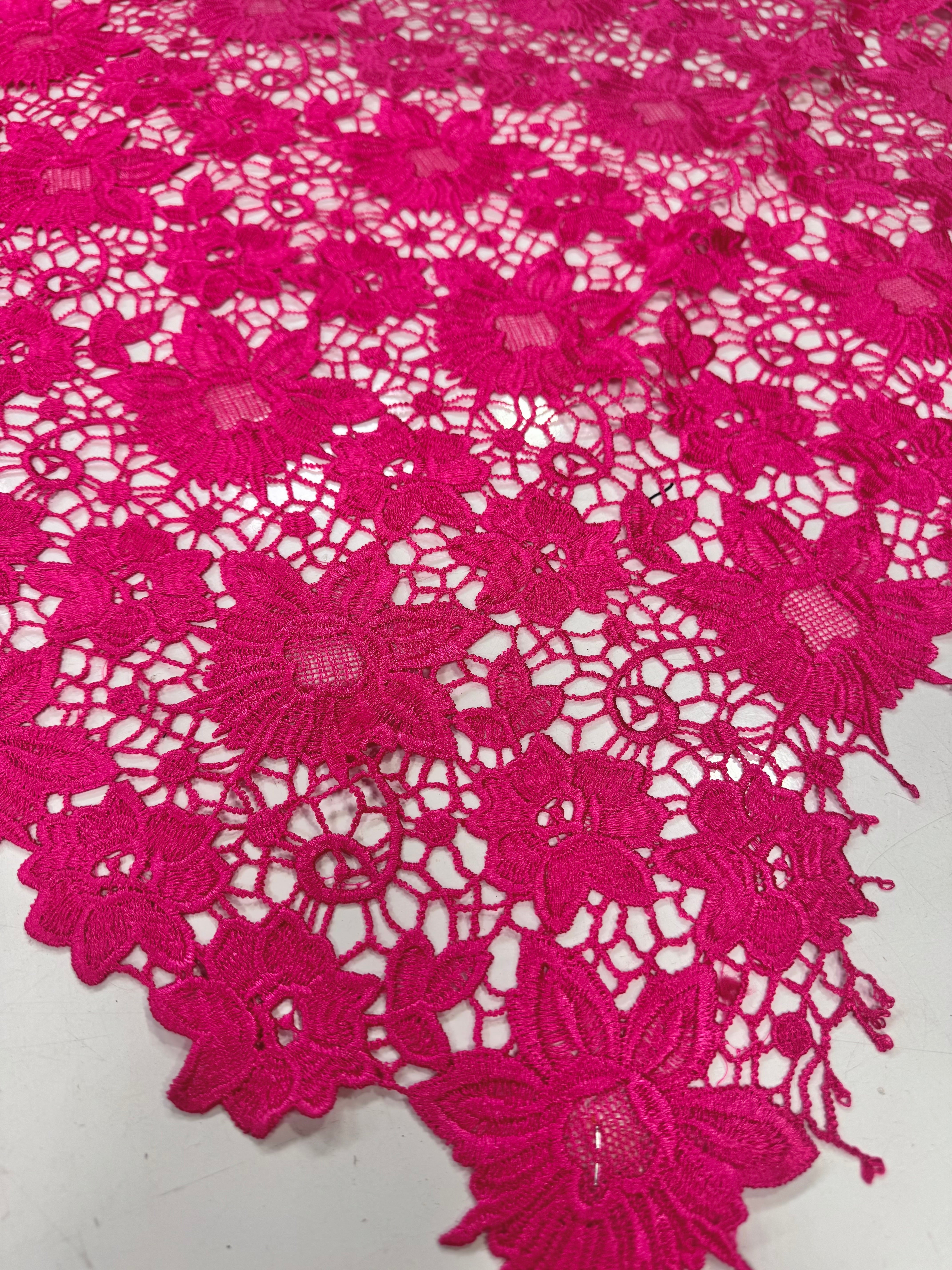 Broderie Sparta, Fucsia