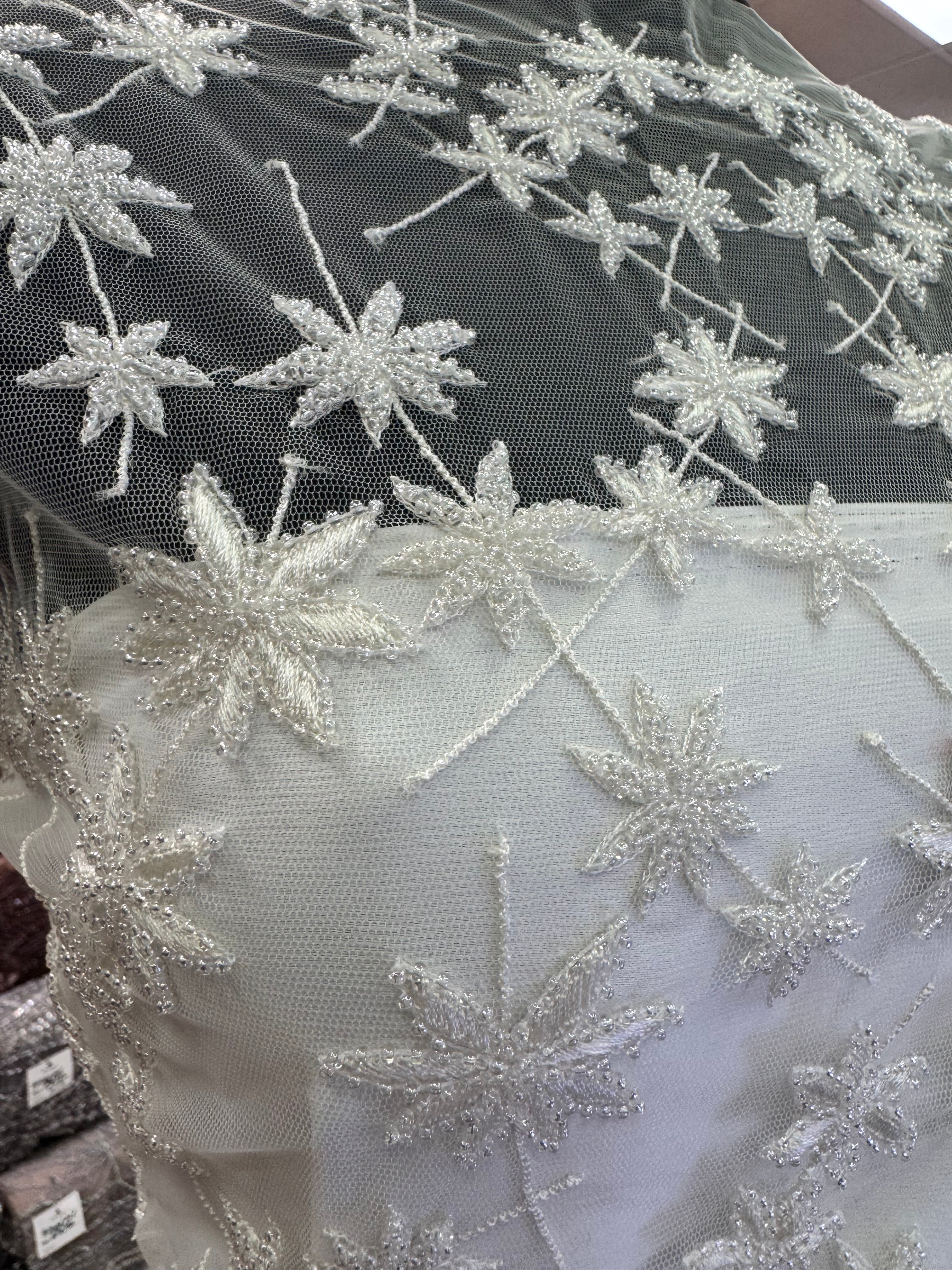 Broderie Bust Pentru Mireasă Ivoire