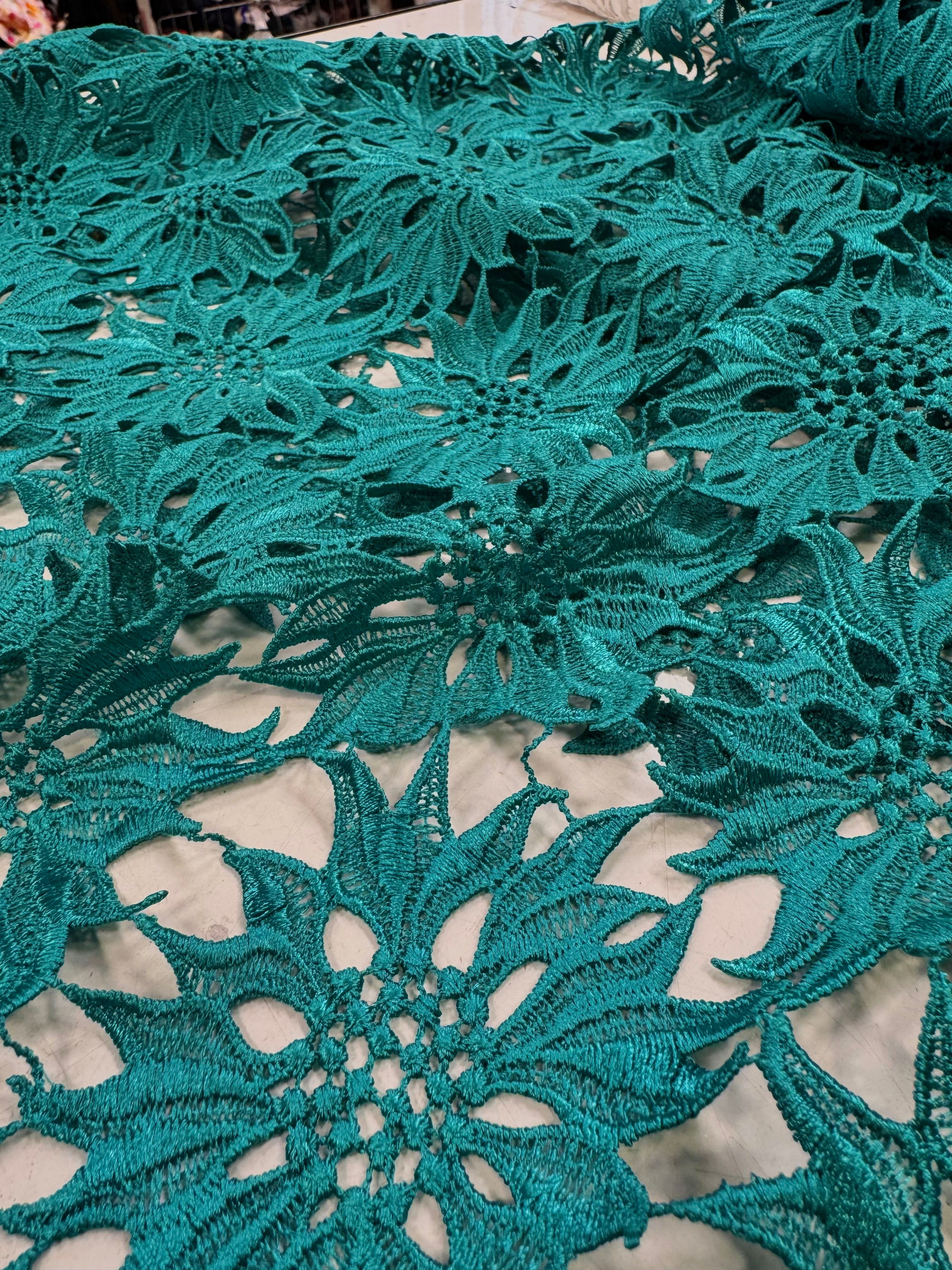 Broderie Sparta, Turcoaz