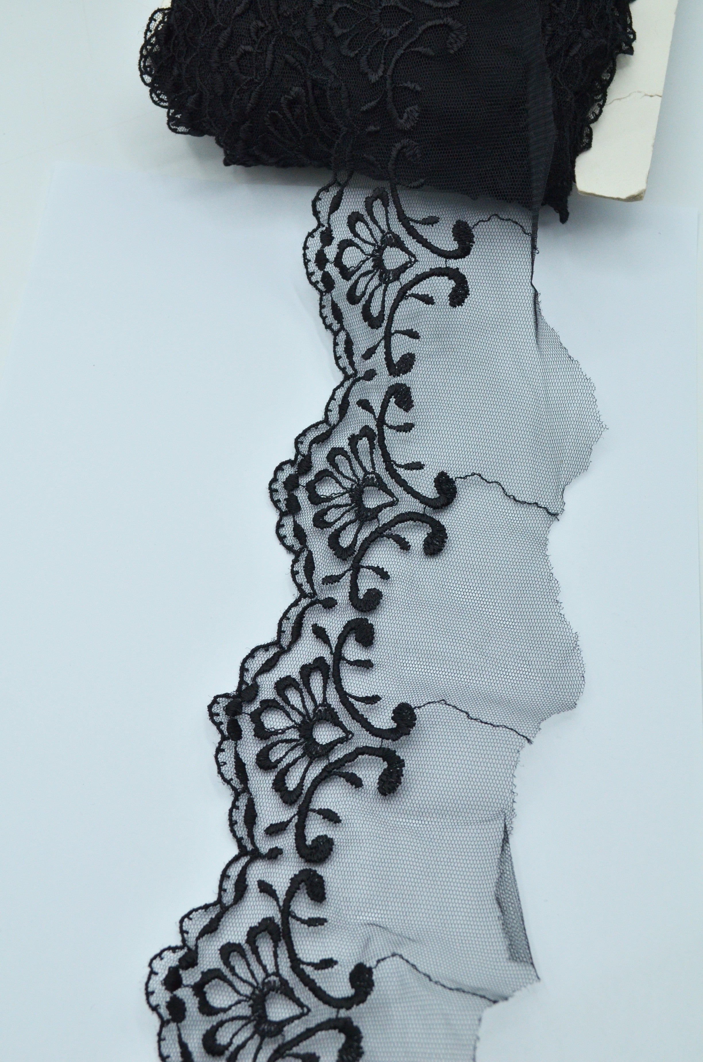 Dantela Din Tull Brodat 8cm, Negru