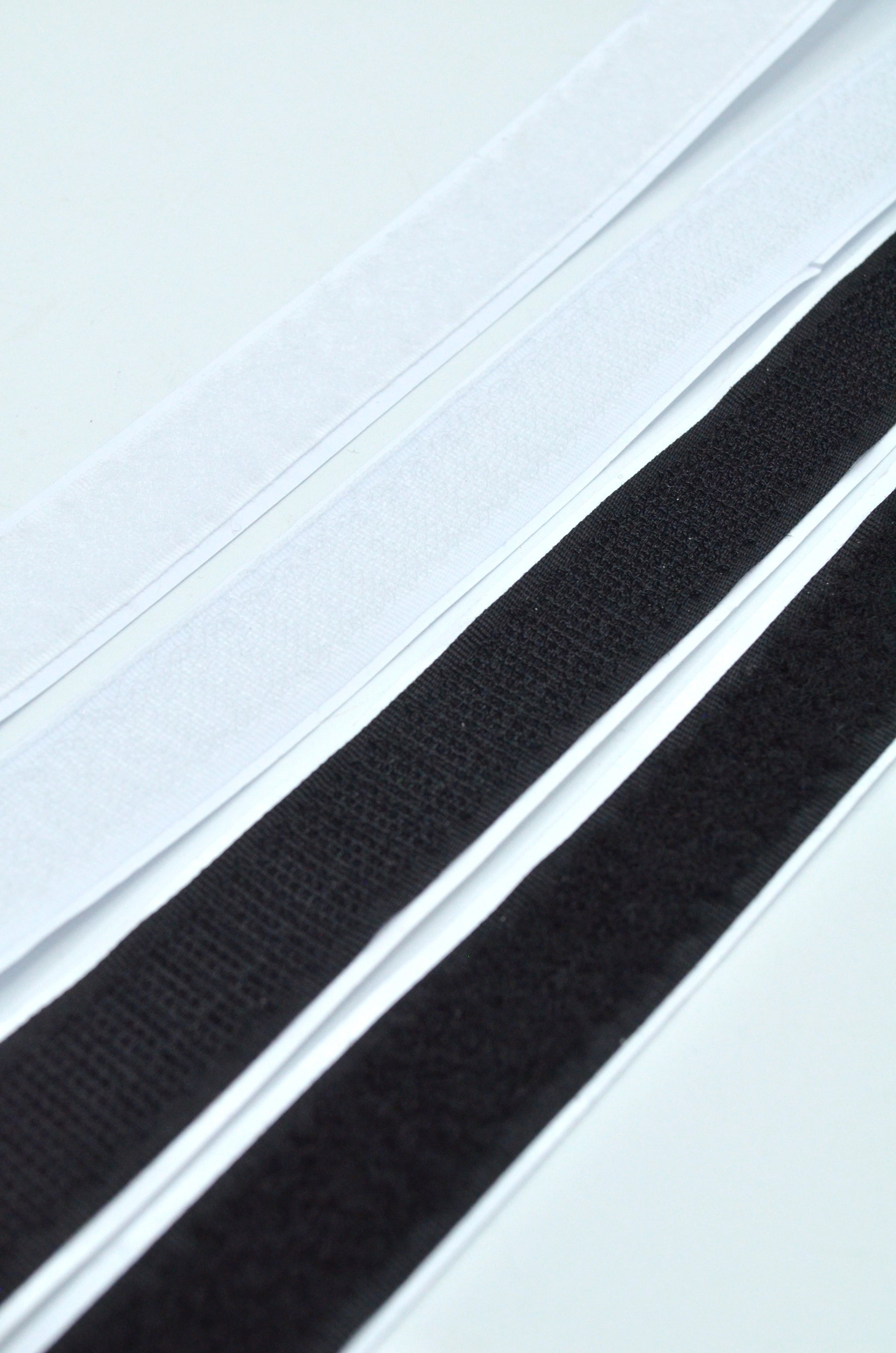 Arici (Velcro) Cu Adeziv, 25mm
