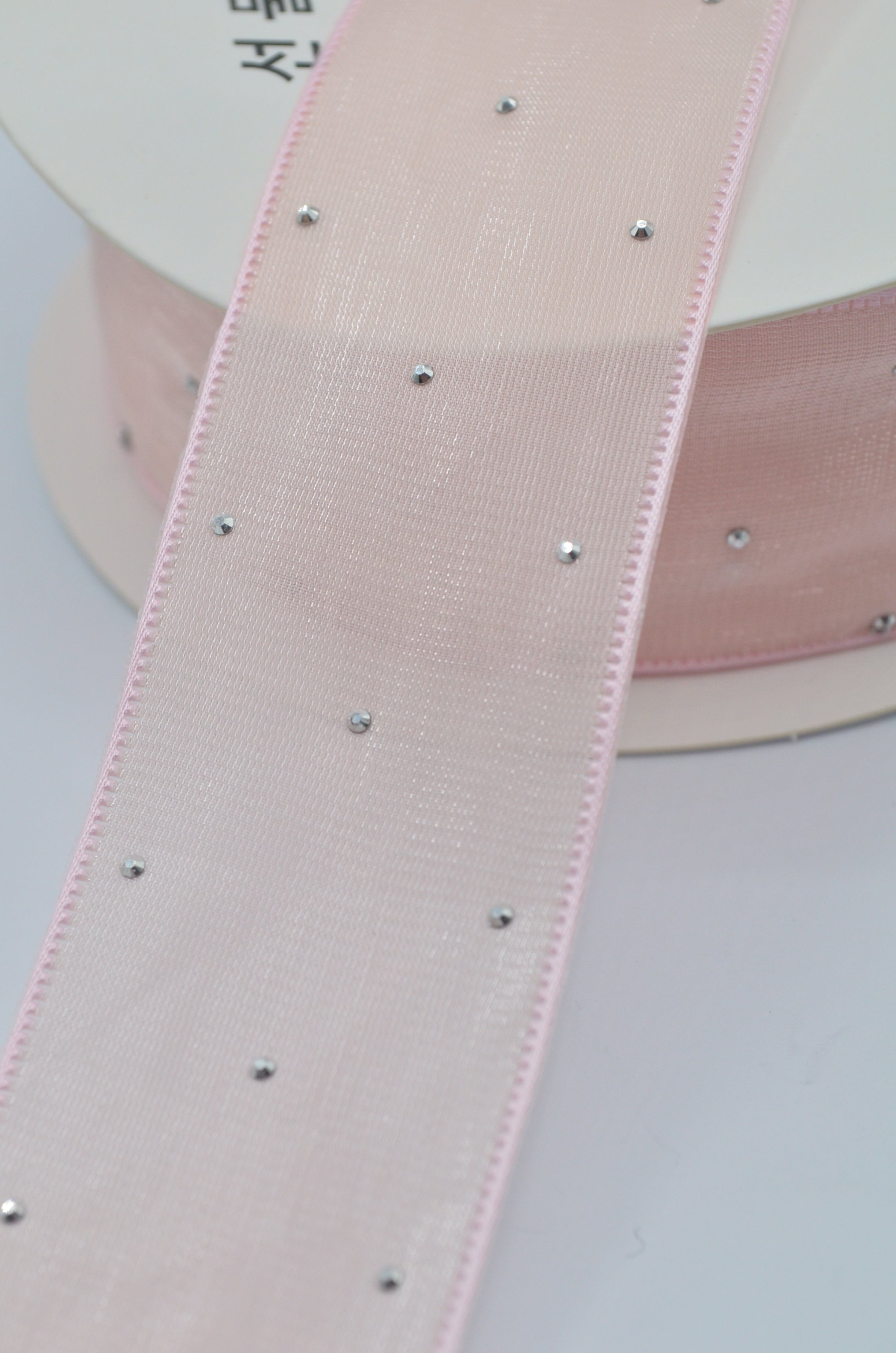 Panglica Organza Cu Strasuri 4cm, Somon
