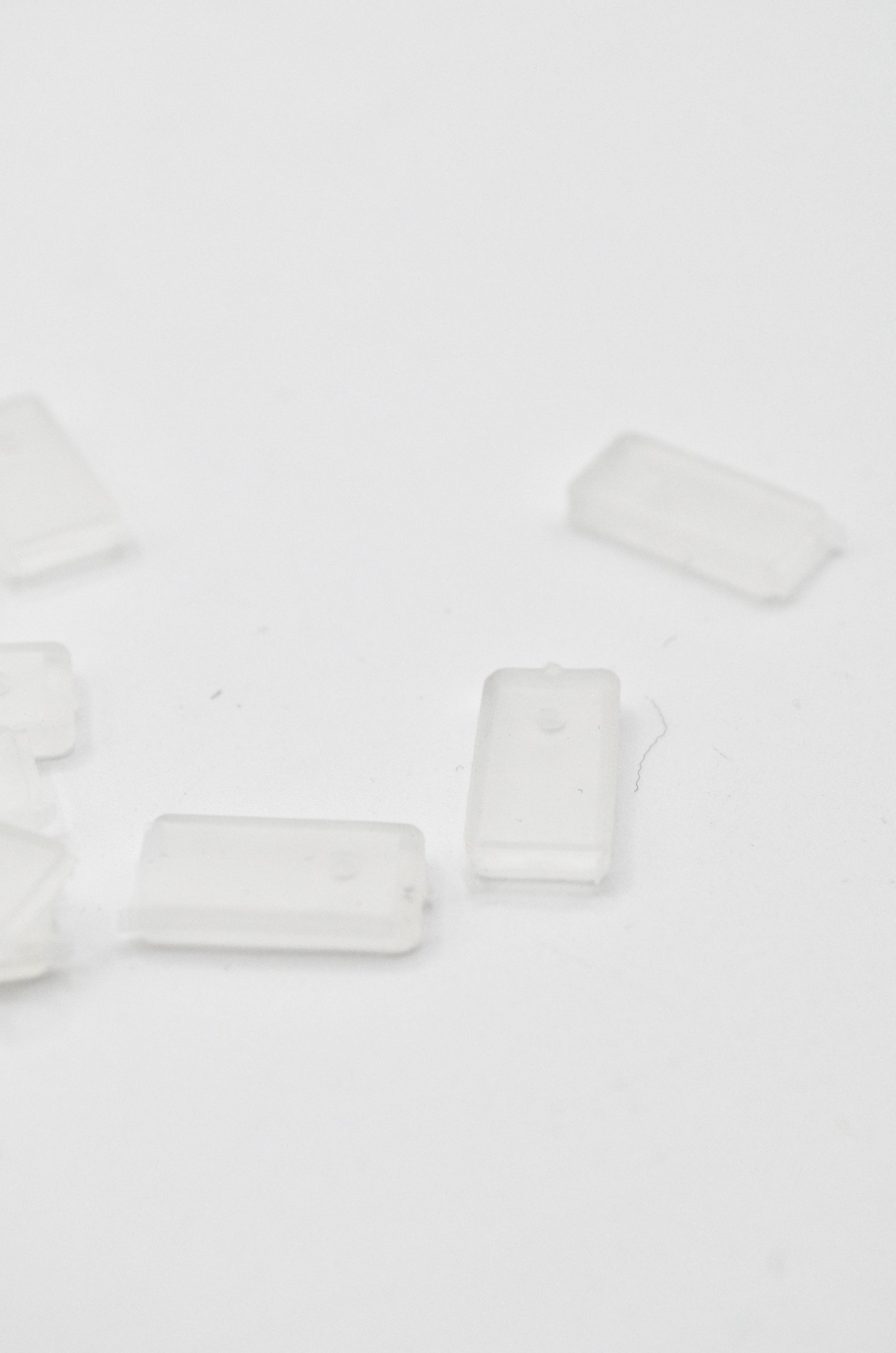 Capete Balene Din Silicon