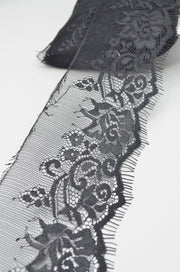 Dantela Chantilly 300 x 9cm, Negru