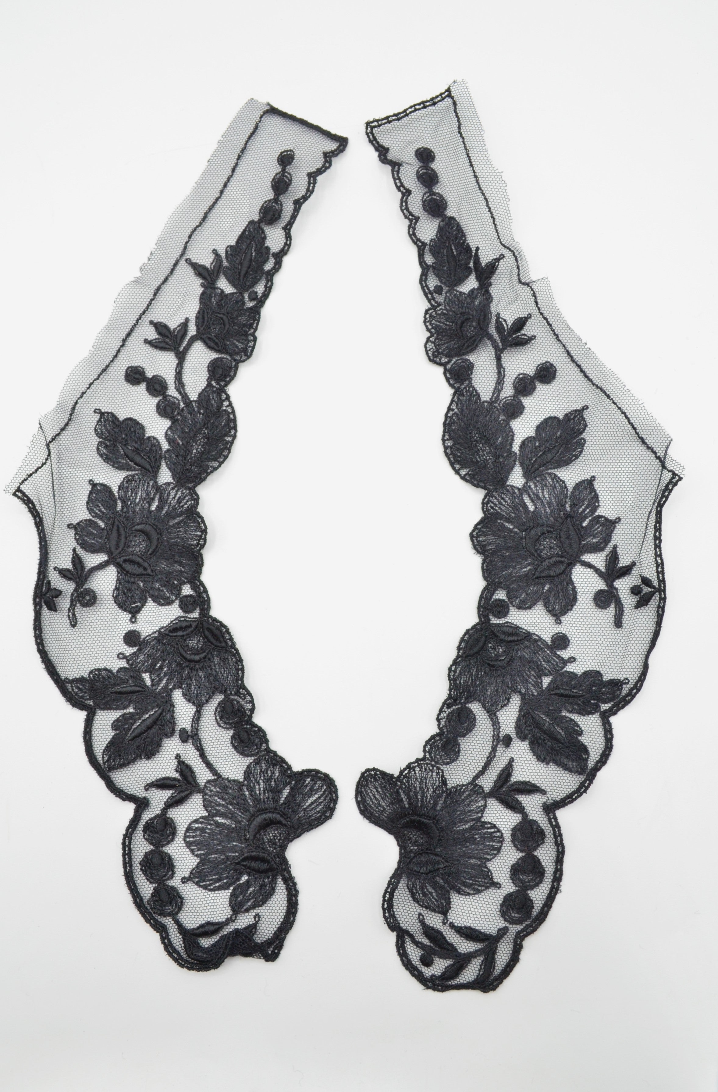 Guler Decorativ, Negru