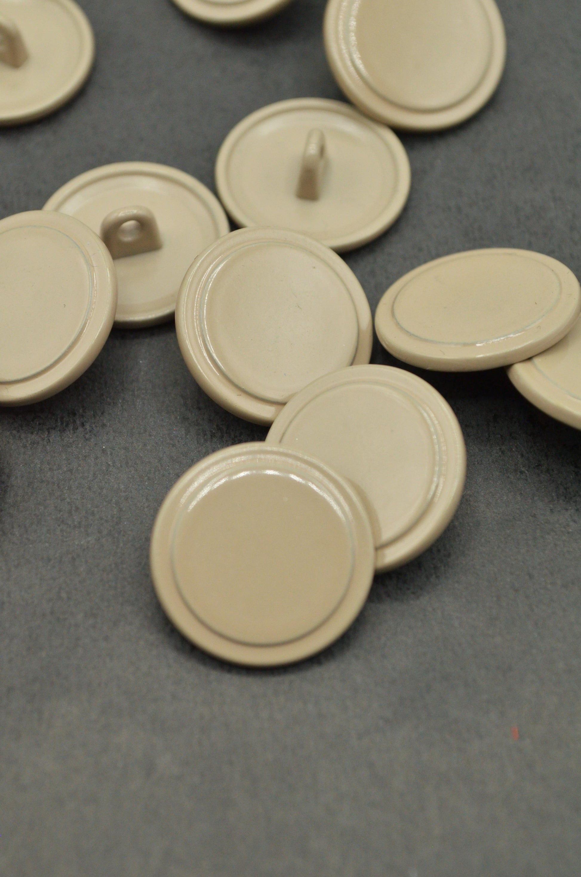 Nasturi Metalici Bej, 17mm