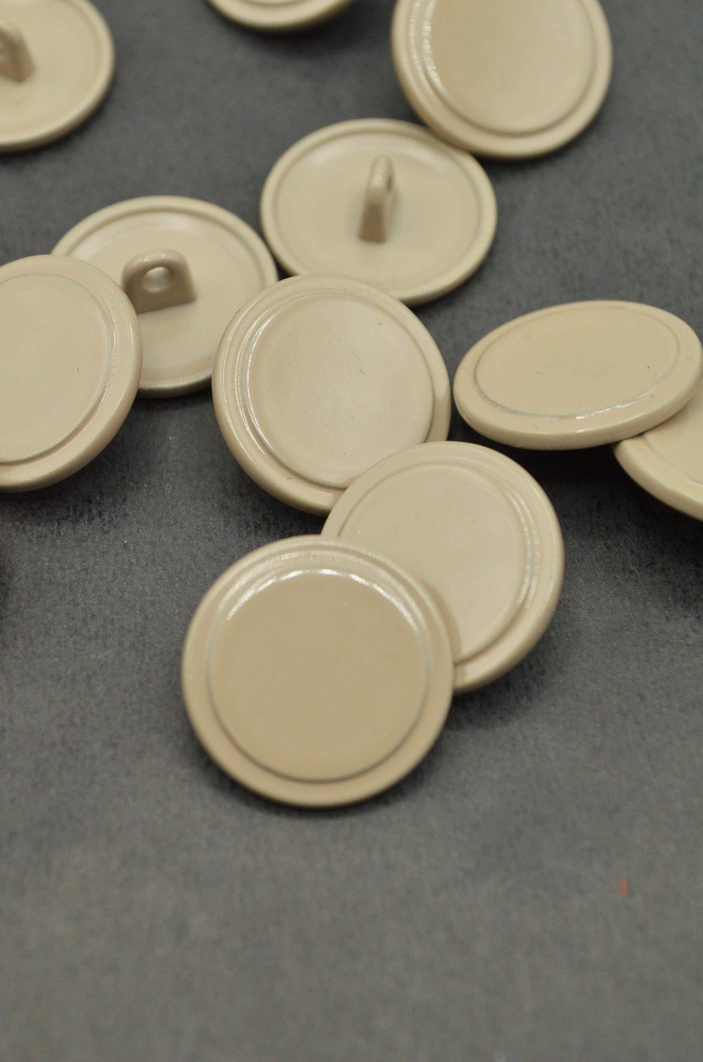 Nasturi Metalici Bej, 17mm