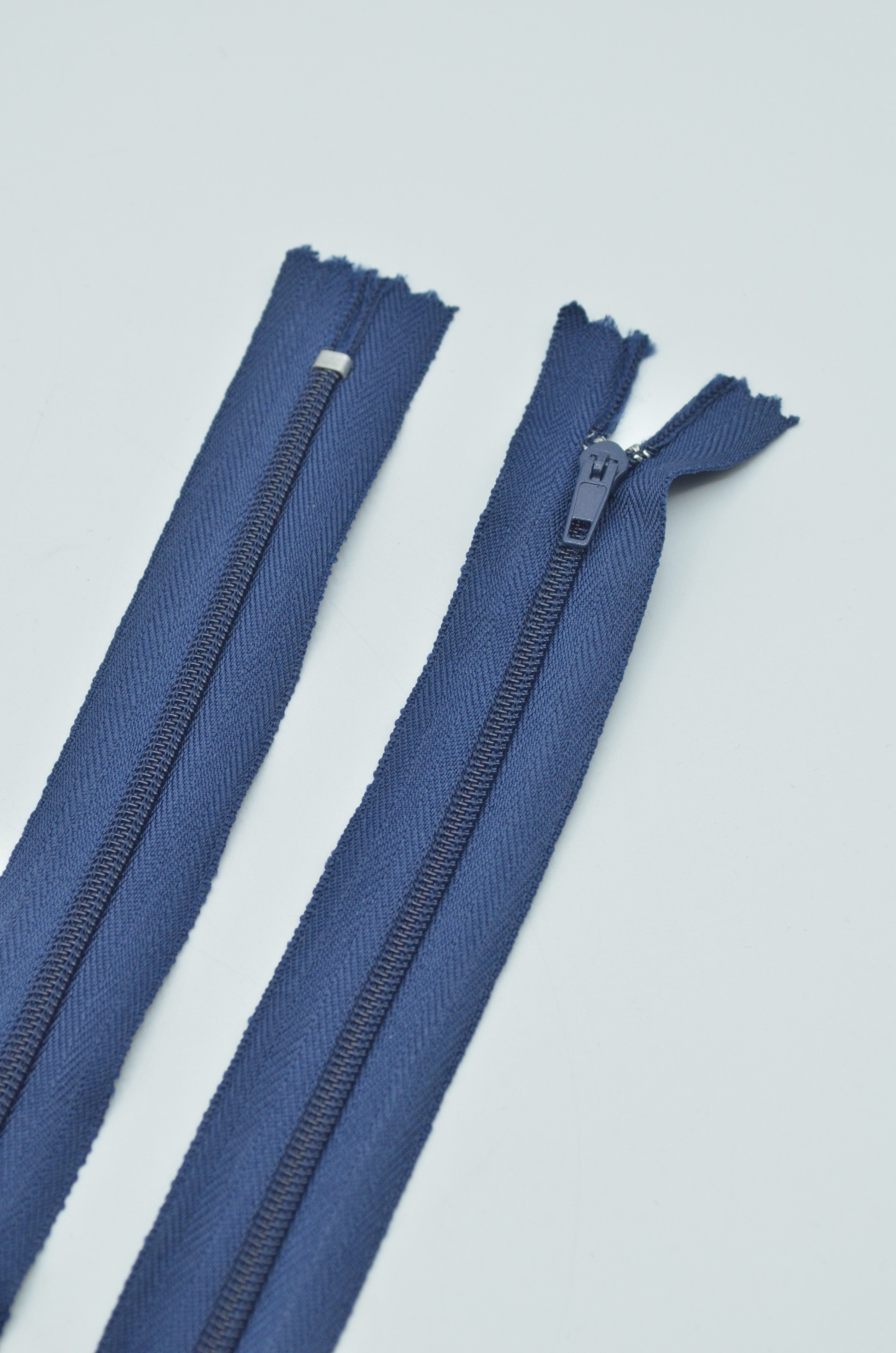 Fermoar Normal #3, 50cm, Bleumarin