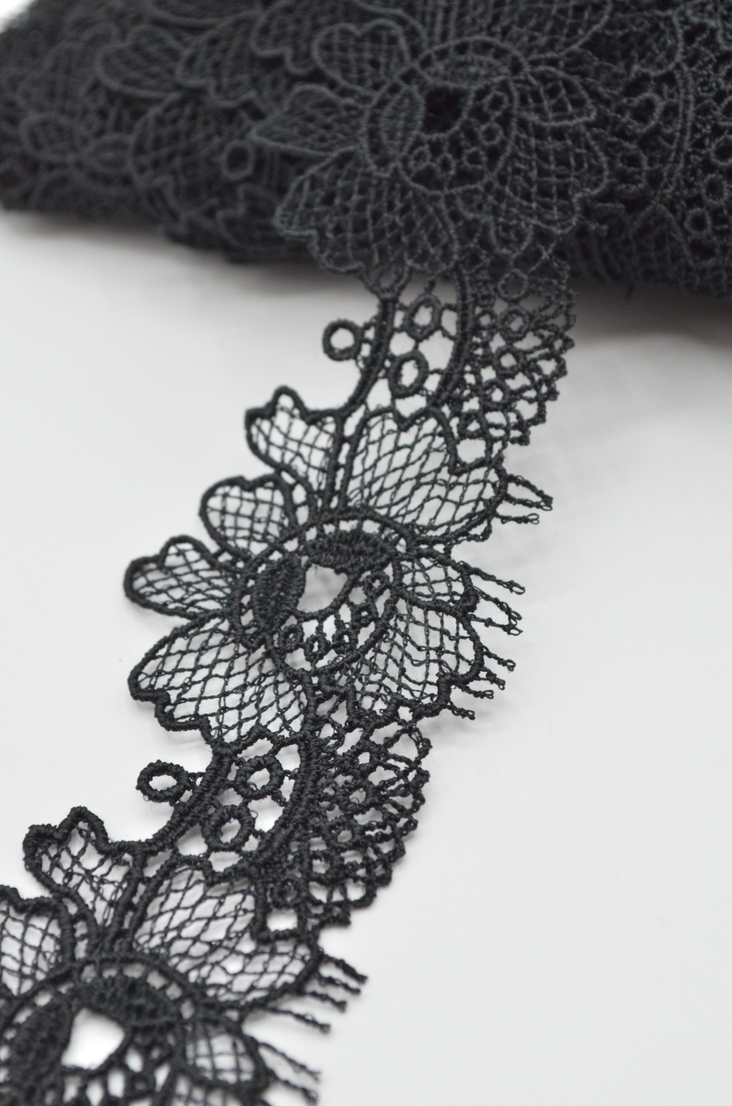 Dantela Neagra, 50mm