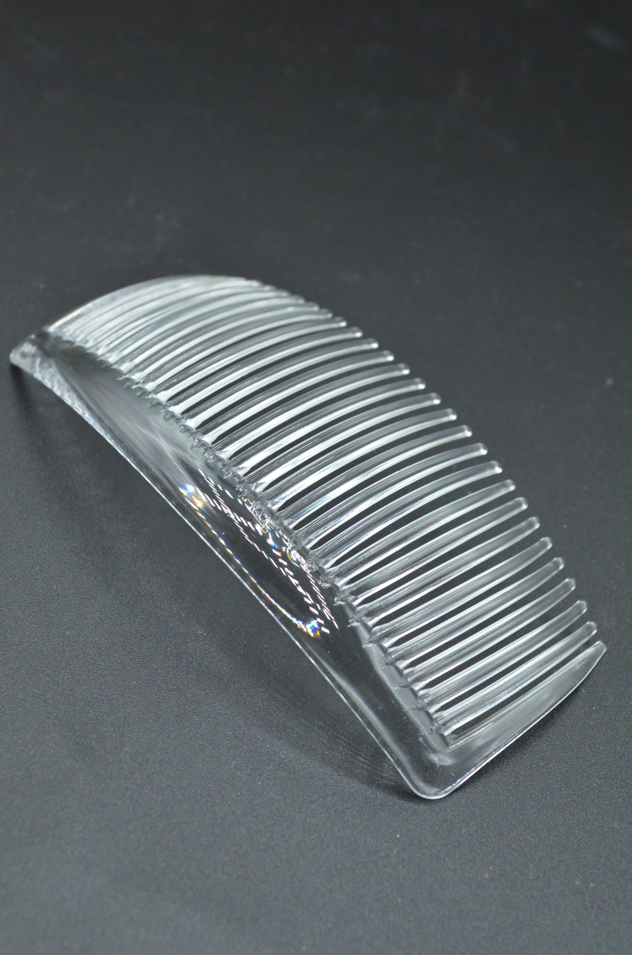 Pieptan Din Plastic 10x4cm